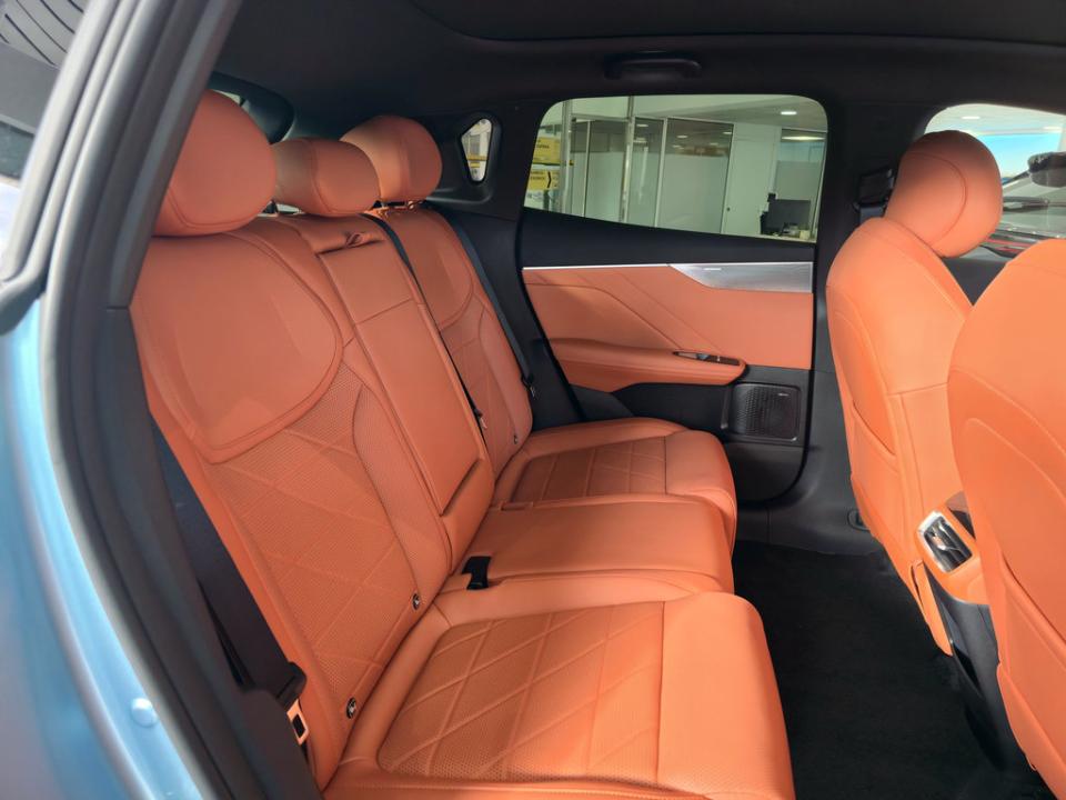 imagen swiper vehículo 8