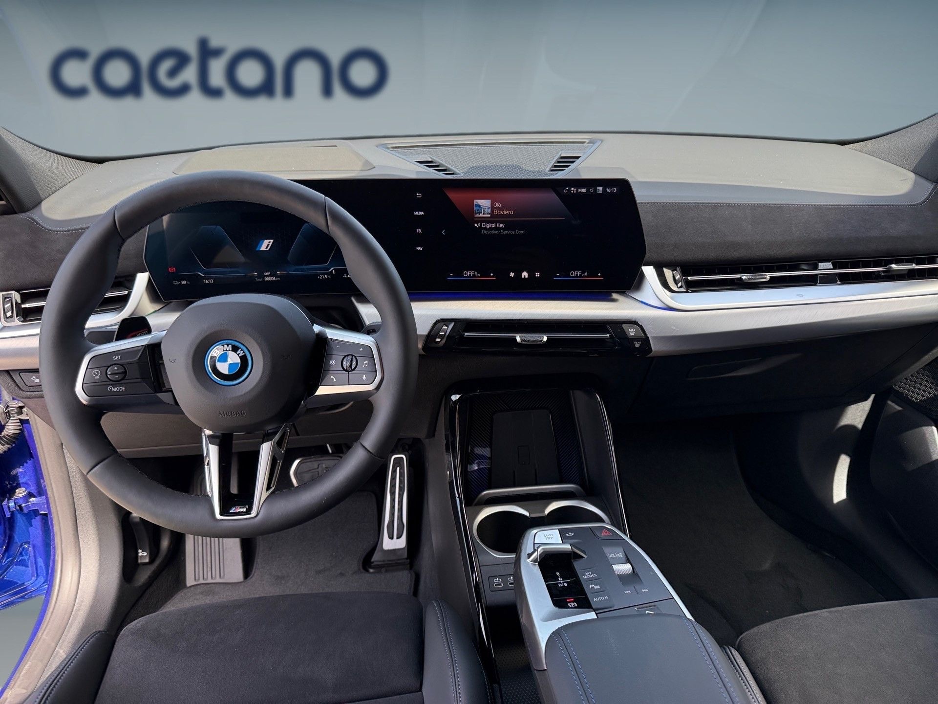BMW iX2 eDrive20 — photo 2