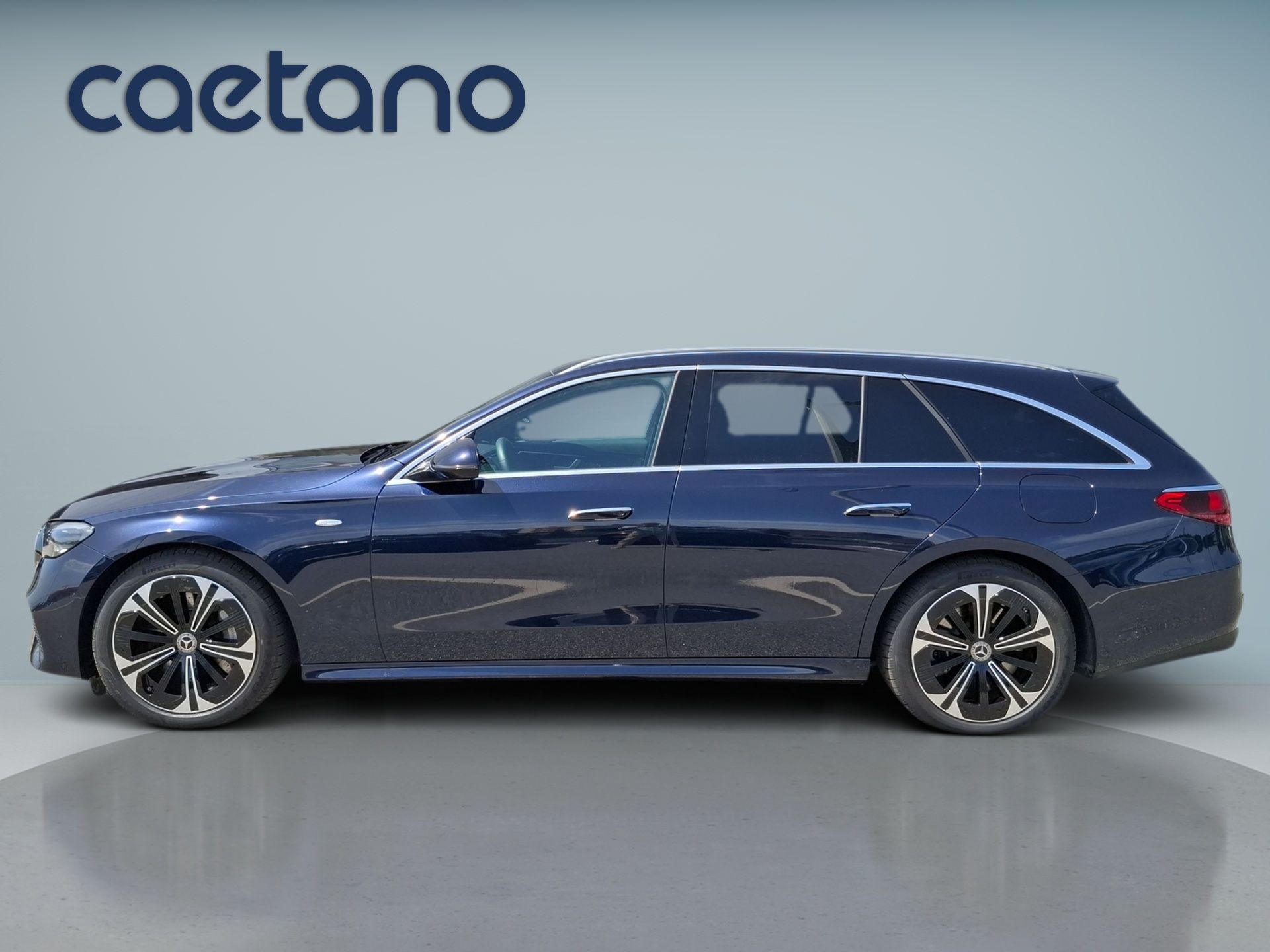 Mercedes-Benz Classe E 300 e Station Auto — photo 2