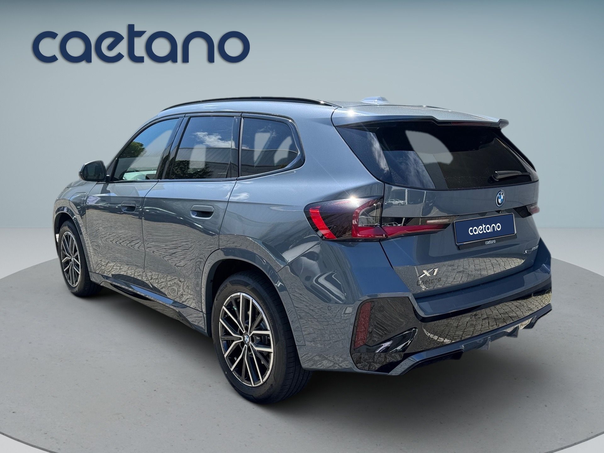 BMW X1 xDrive25e — photo 5
