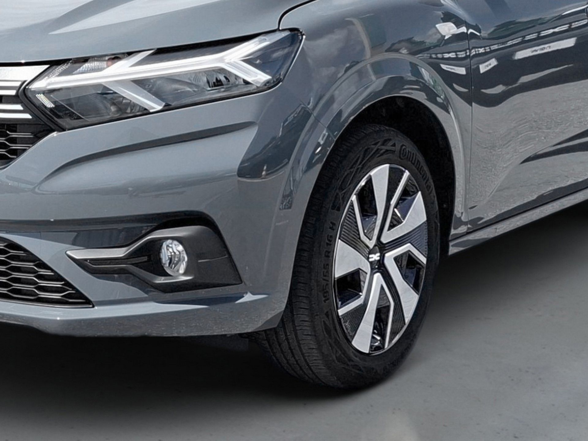 Dacia Sandero ECO-G 100 Bi-Fuel Expression — photo 4