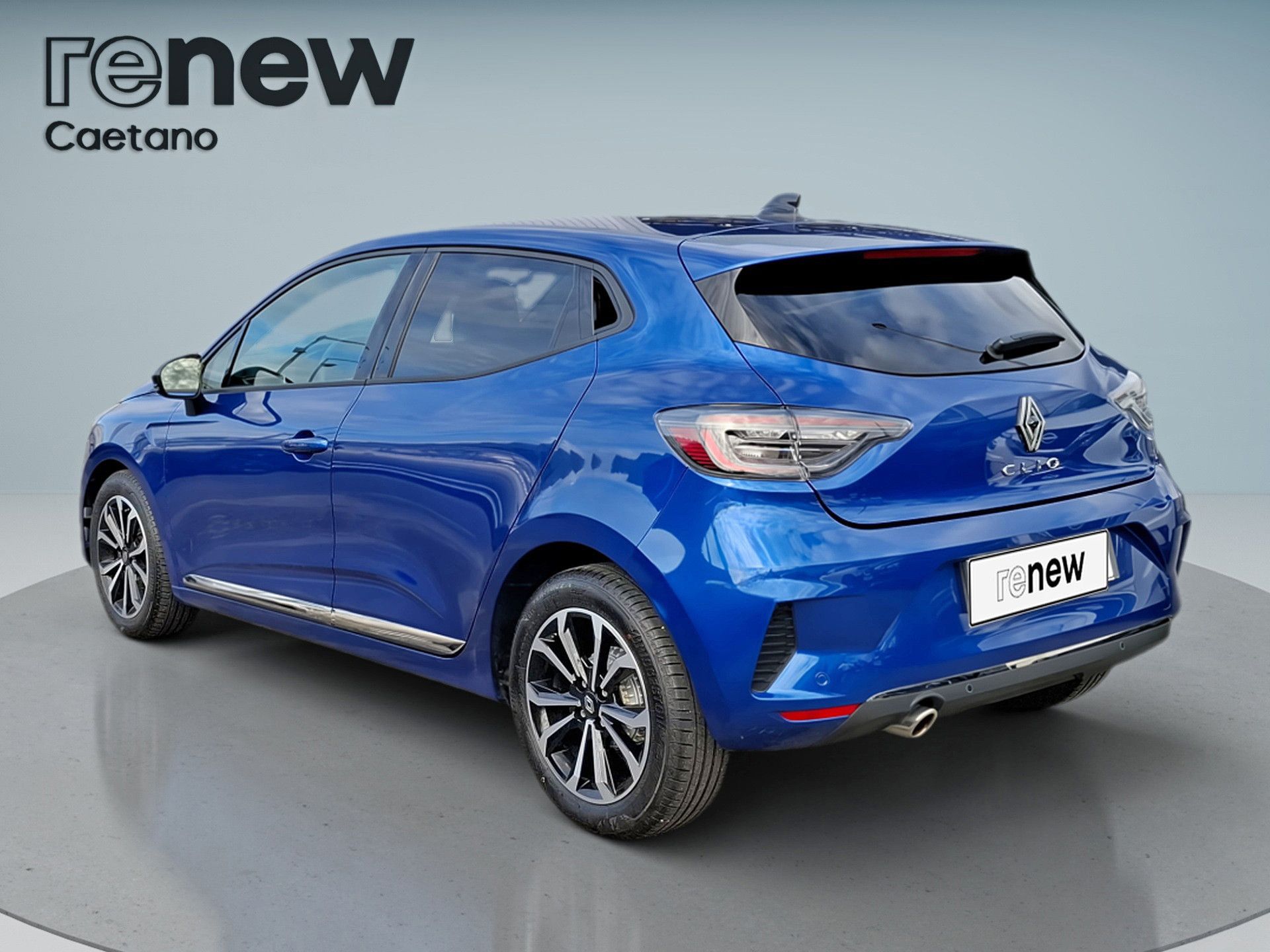 Renault Clio TCe 100 Bi-Fuel Techno — photo 5
