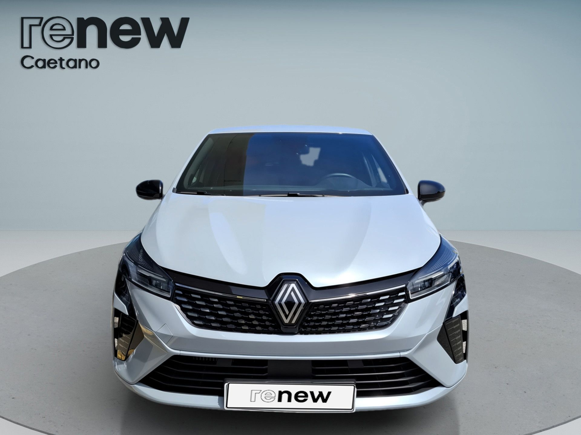Renault Clio TCe 100 Bi-Fuel Techno — photo 4