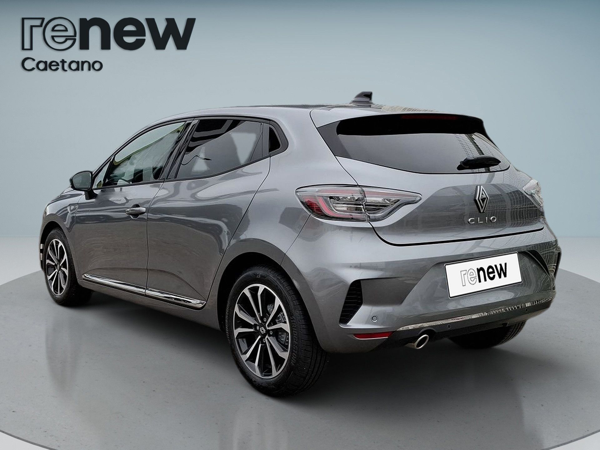 Renault Clio TCe 100 Bi-Fuel Techno — photo 4