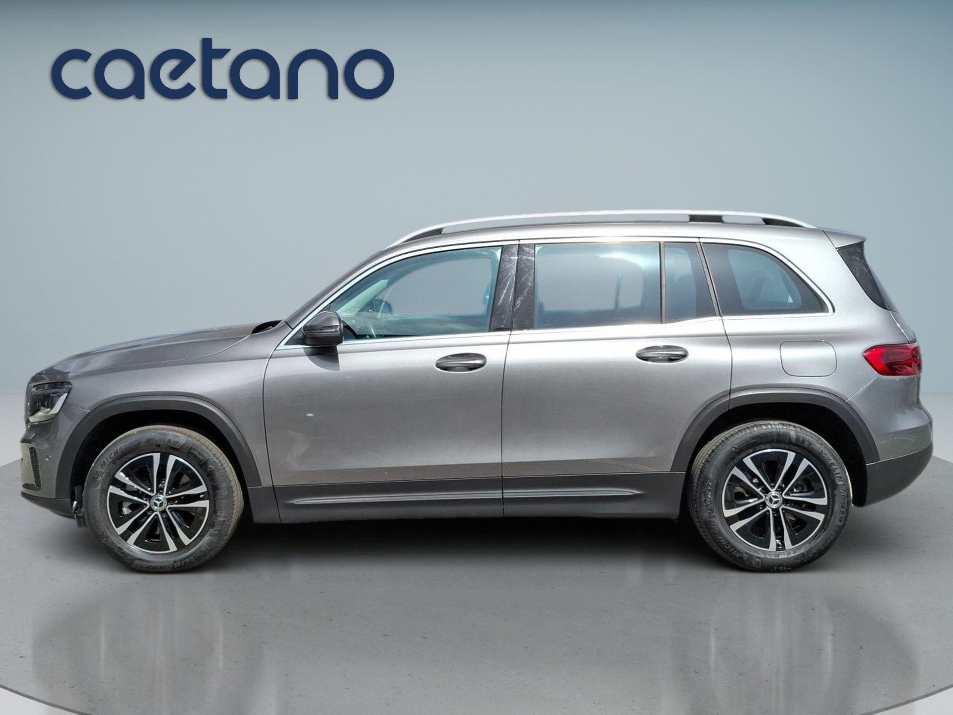 Mercedes-Benz GLB GLB 180 d Auto — photo 5