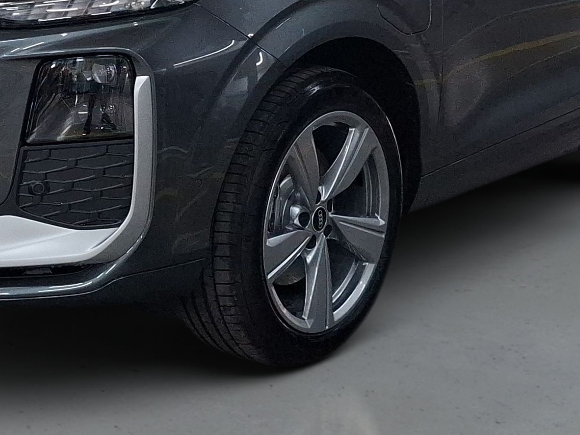 Audi Q3 Sportback e-hybrid 200 kW S tronic — photo 2