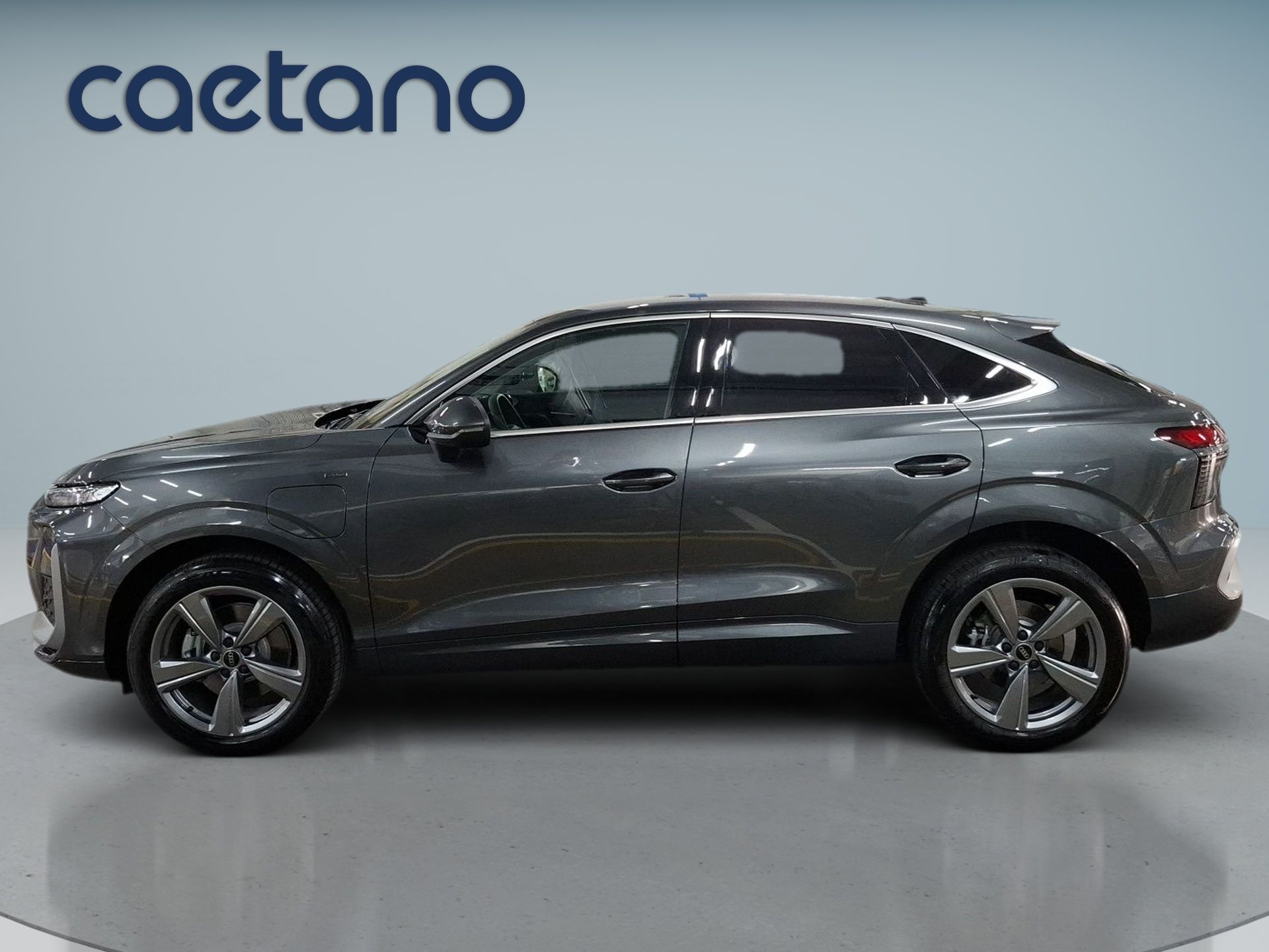 Audi Q3 Sportback e-hybrid 200 kW S tronic — photo 3