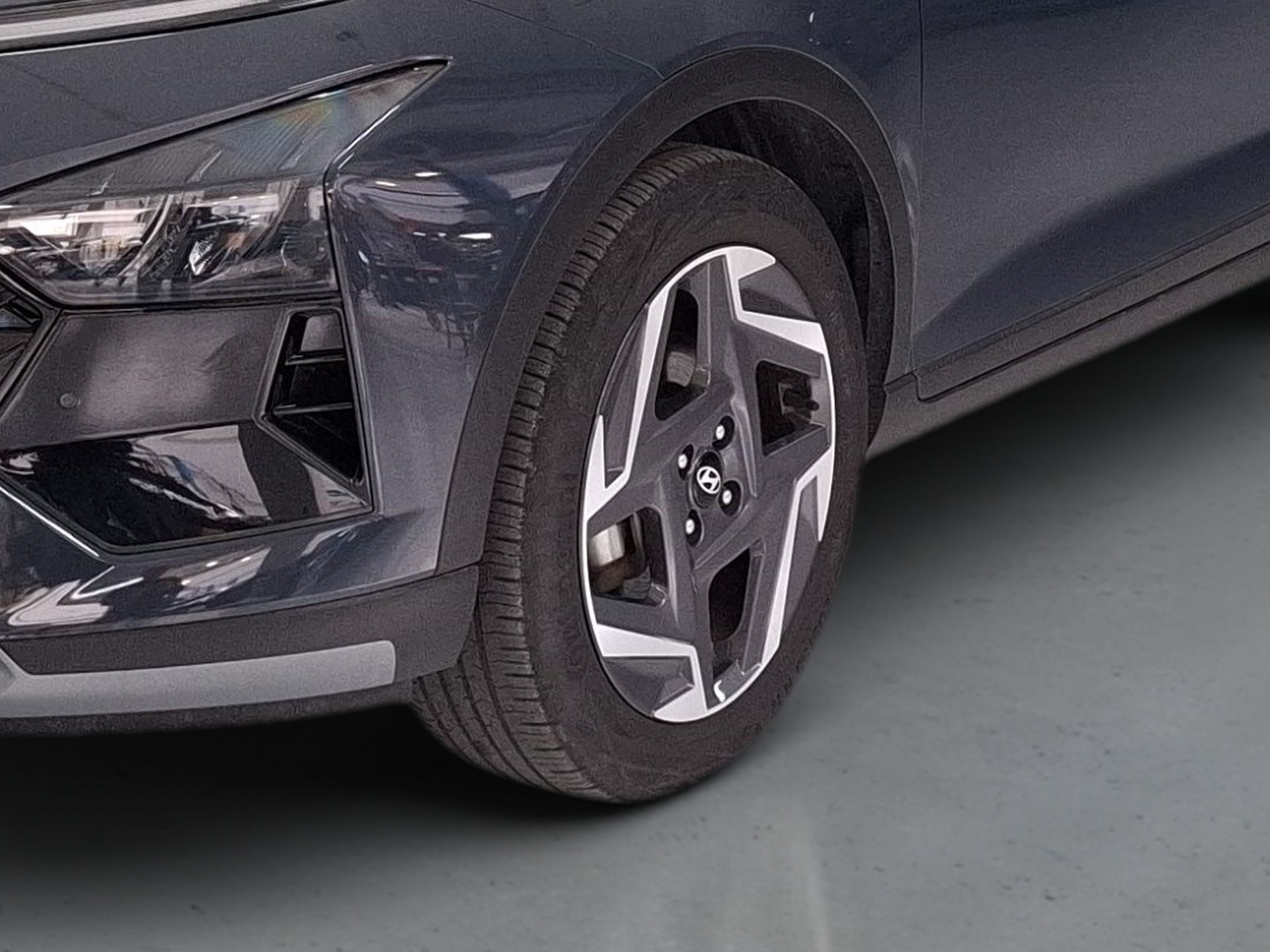 Hyundai Bayon 1.0 T-GDi DCT Premium MY25 — photo 4