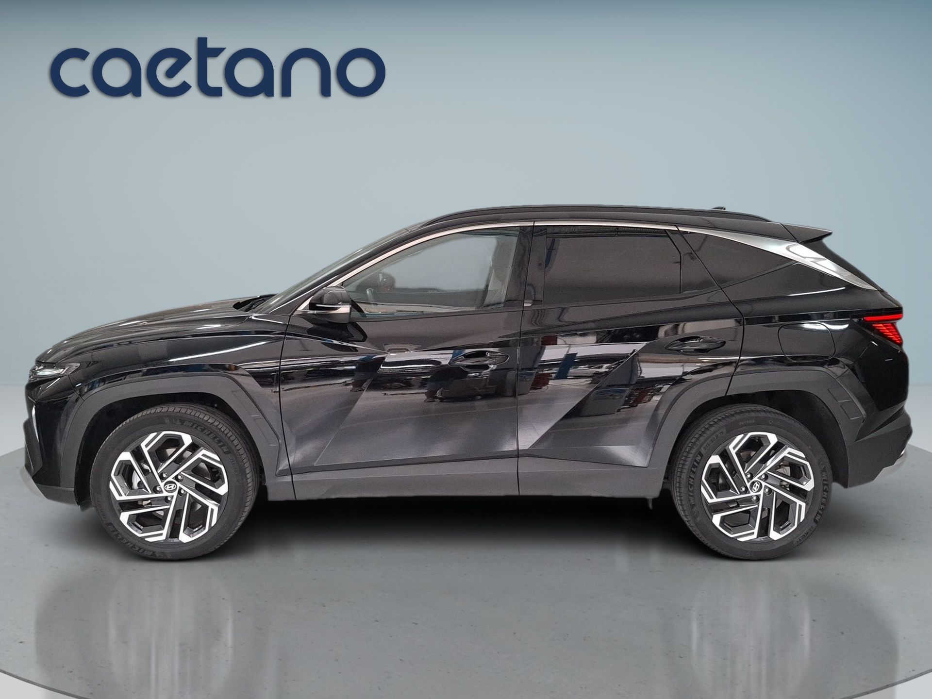 Hyundai Tucson HEV 1.6 TGDI AT Vanguard MY25 — photo 2
