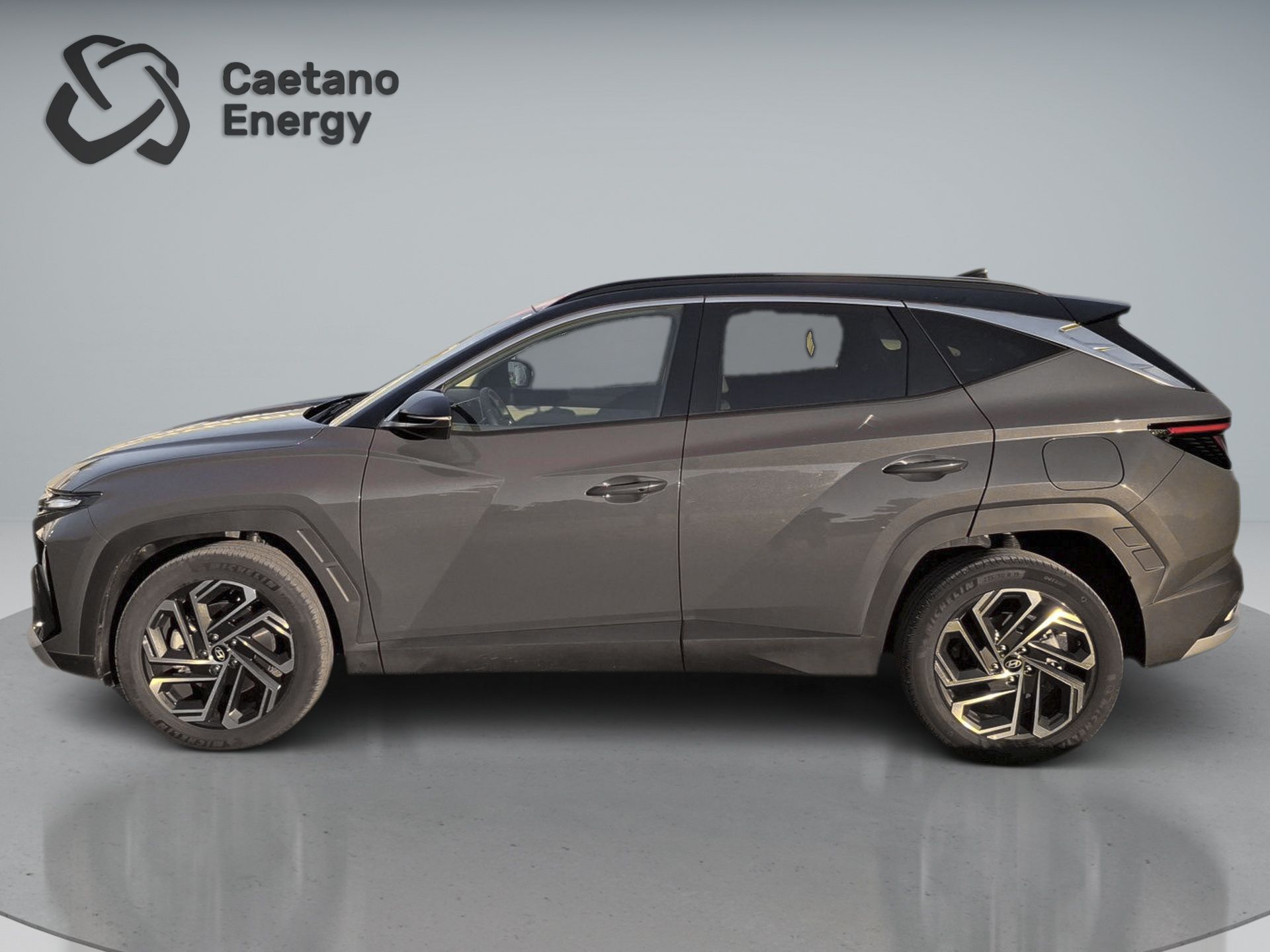 Hyundai Tucson HEV 1.6 TGDI AT Vanguard + TT MY26 — photo 4