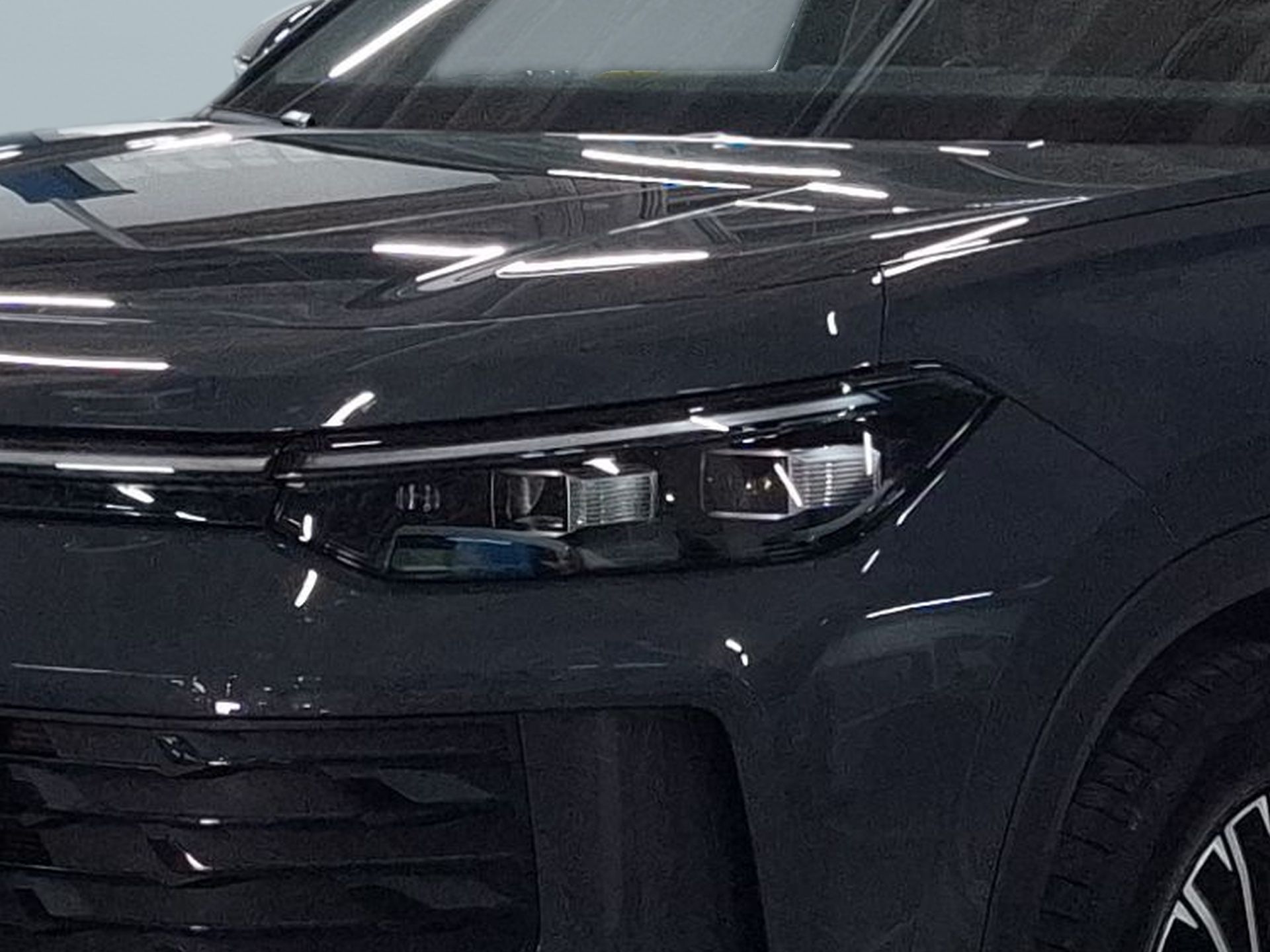 Volkswagen Tayron 1.5 TSI 204cv PHEV DSG URBAN — photo 4