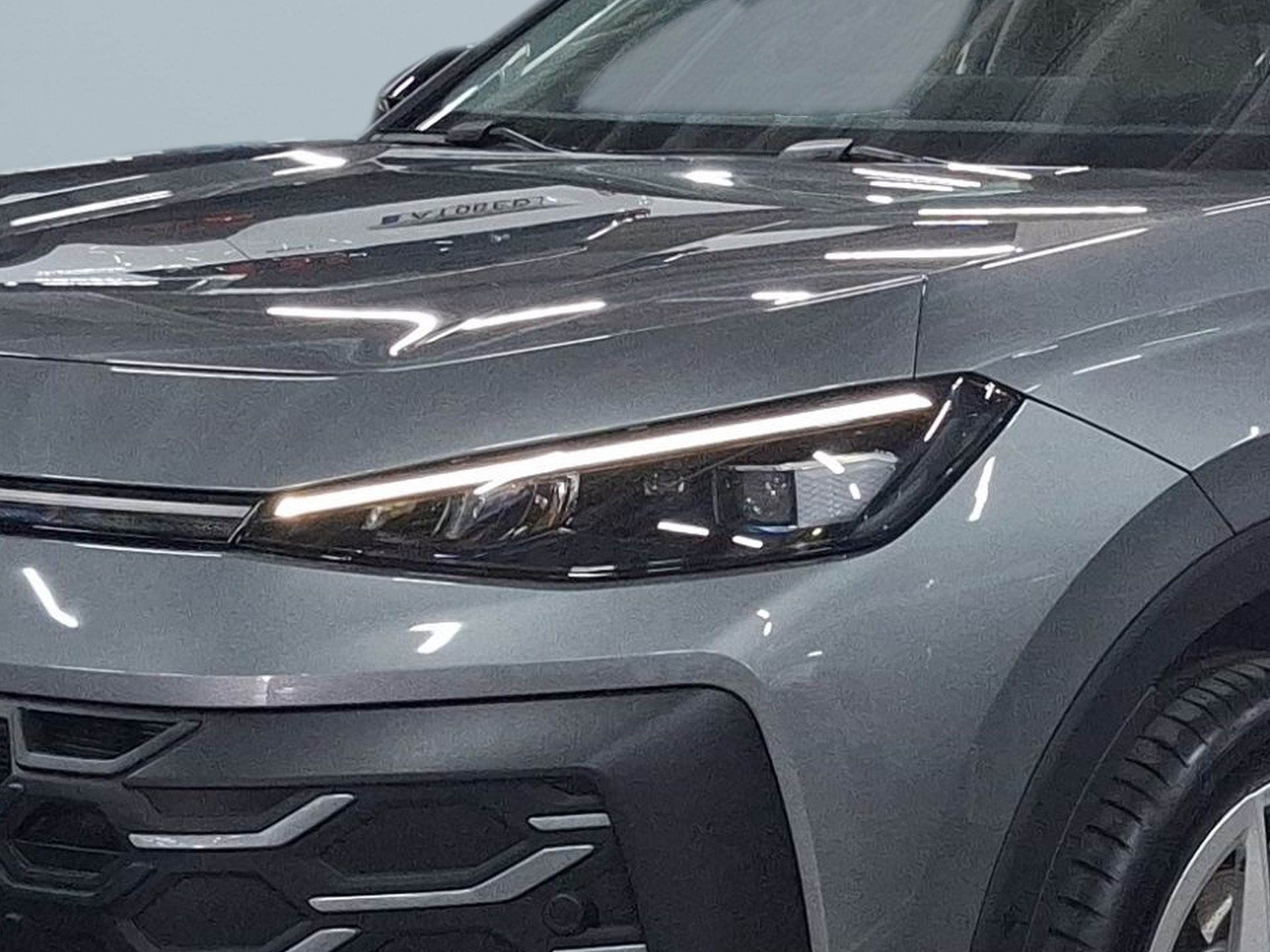 Volkswagen T-Roc 1.5 eTSI 116cv DSG STYLE — photo 3