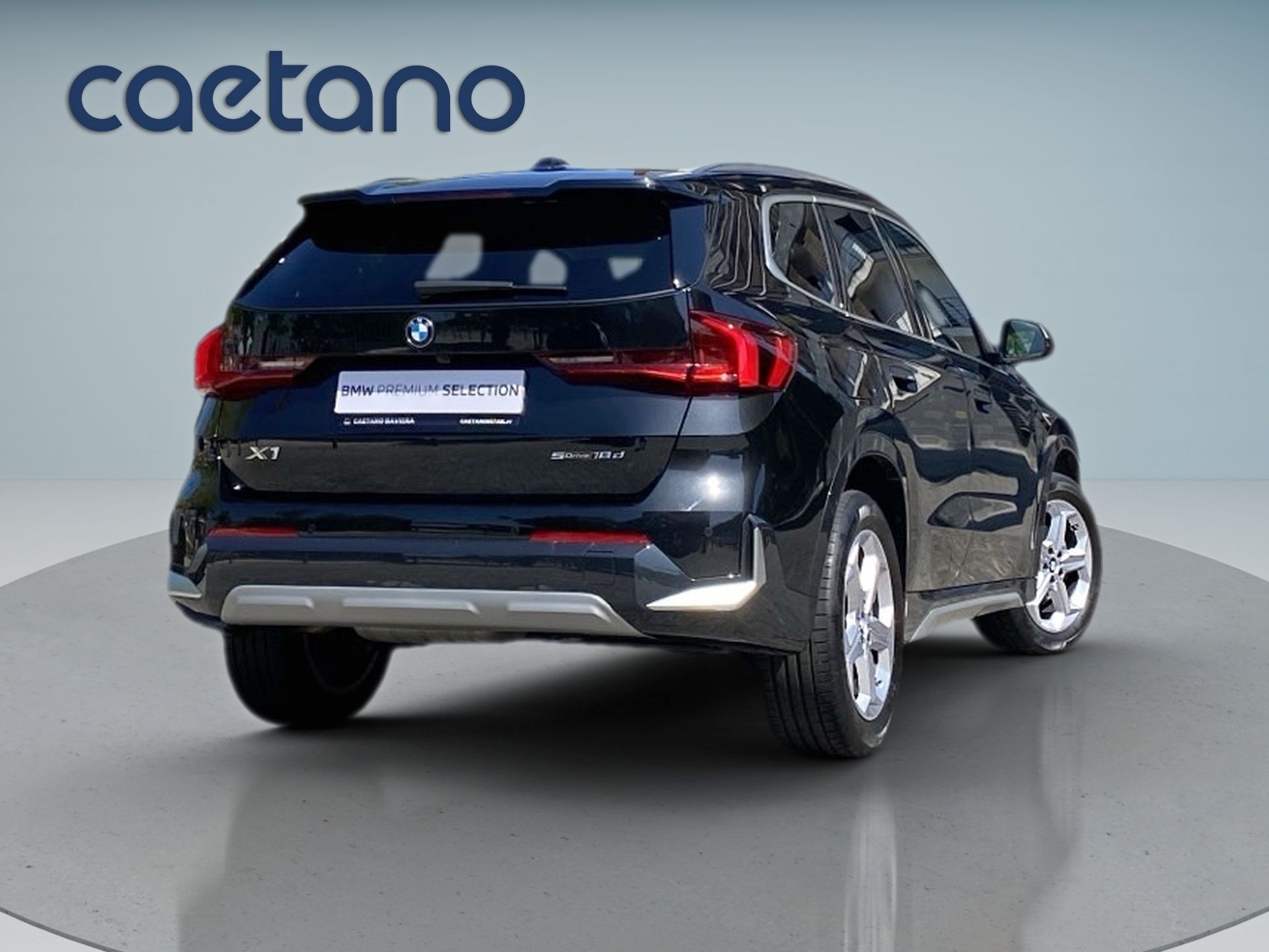 BMW X1 sDrive18d Auto — photo 4