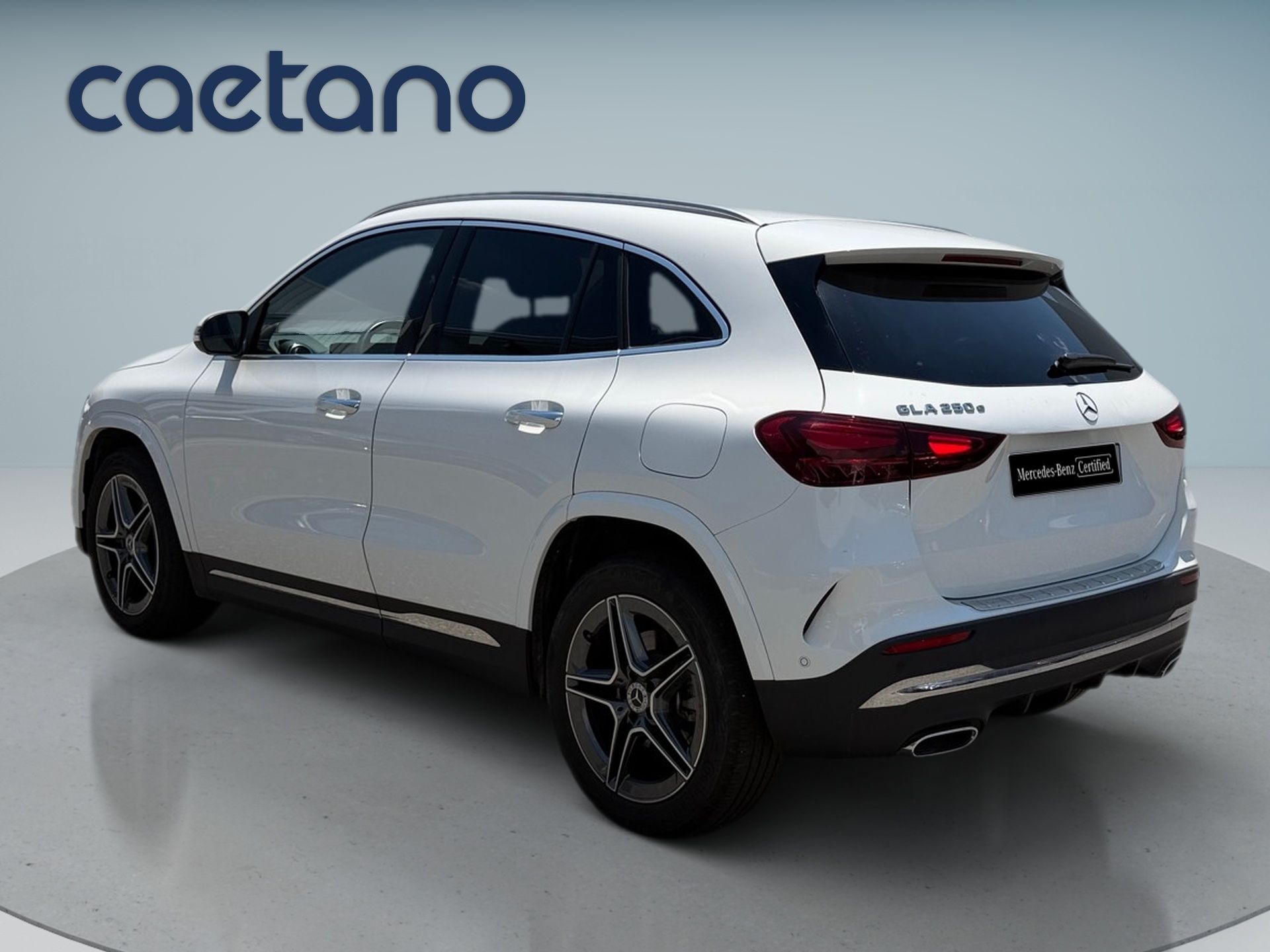 Mercedes-Benz GLA 250 e — photo 5