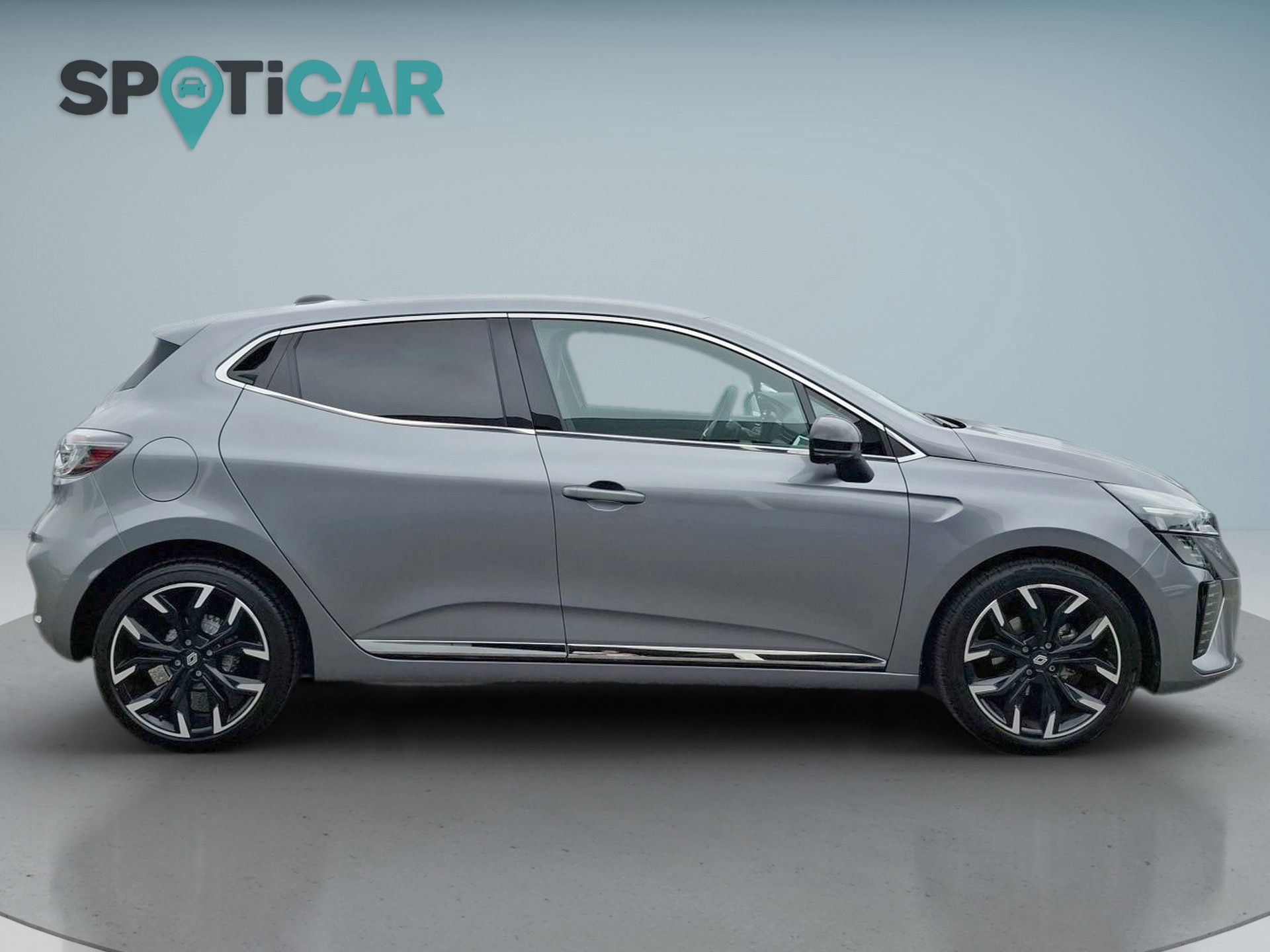 Renault Clio TCe 100 Bi-Fuel Techno — photo 3