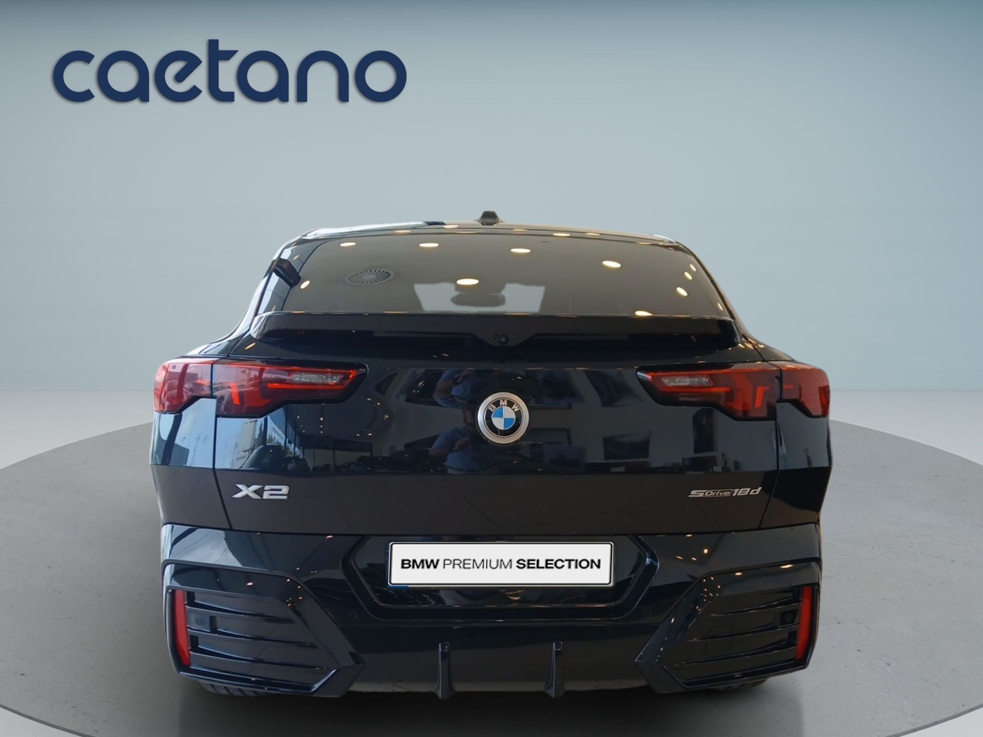 BMW X2 sDrive18d — photo 4