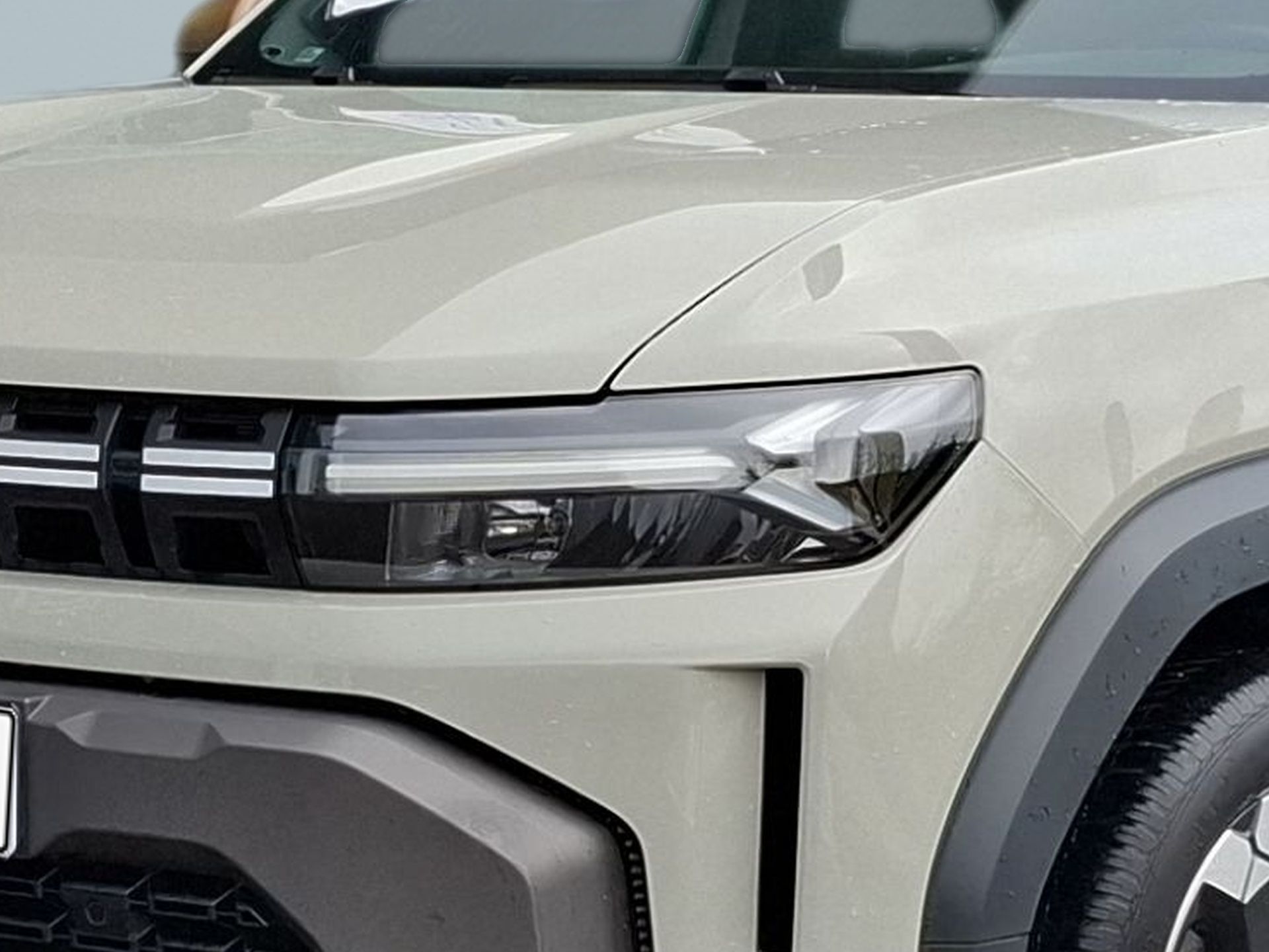 Dacia Duster 1.2 TCe 130 mild hybrid Extreme 4x4 — photo 5