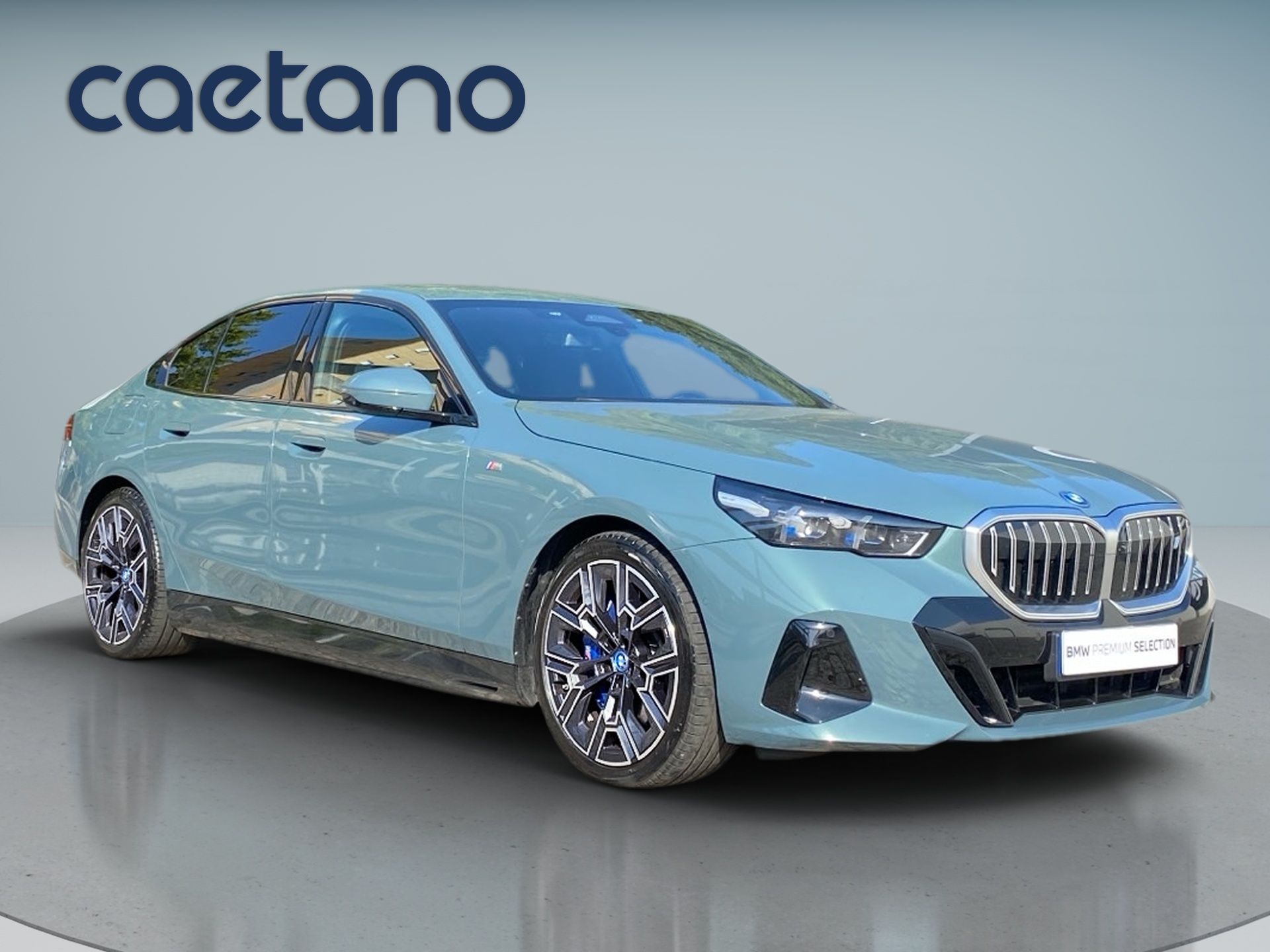 BMW i5 eDrive40 — photo 5