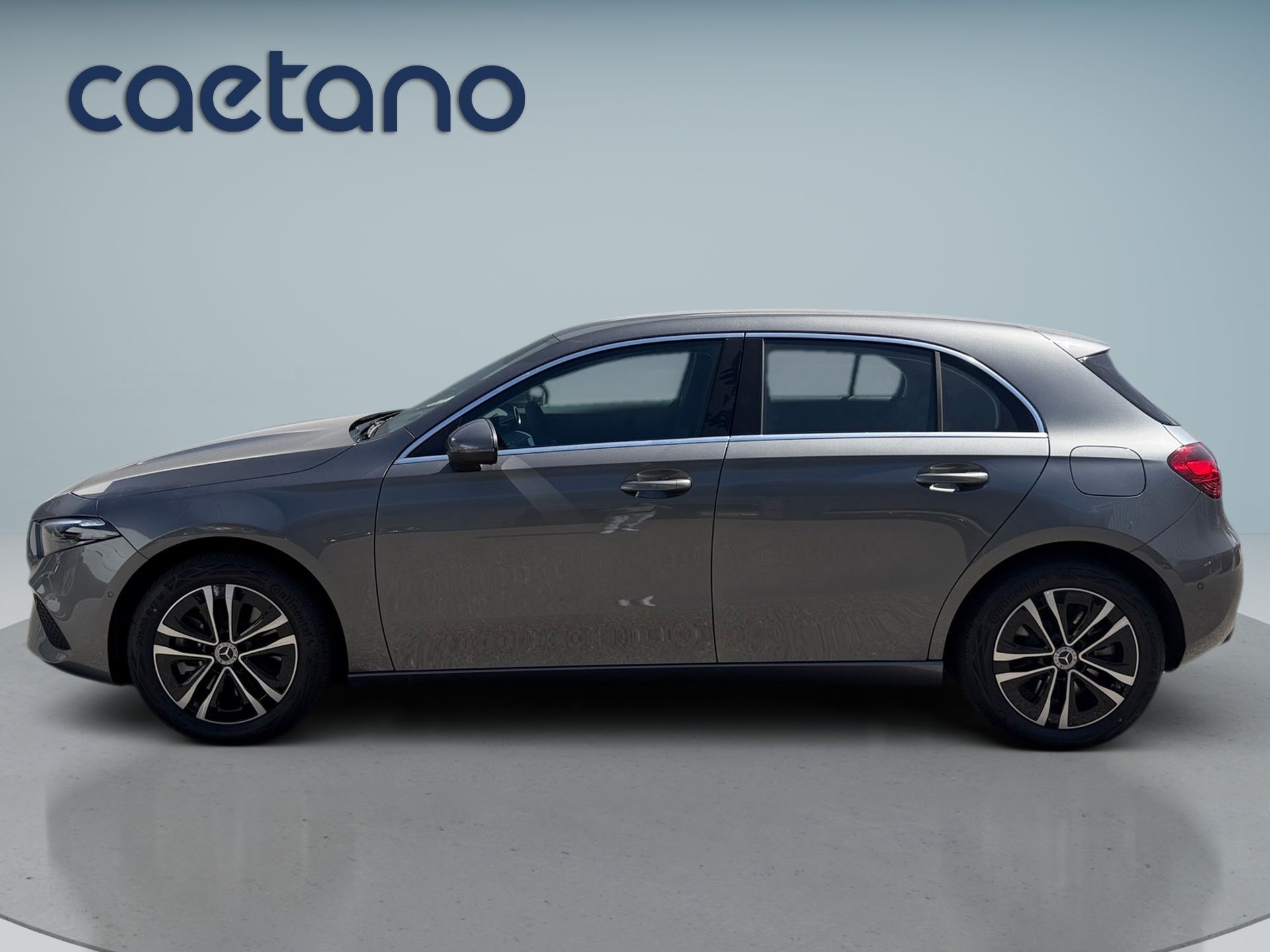 Mercedes-Benz Classe A 250 e com tecnologia EQ Auto — photo 2
