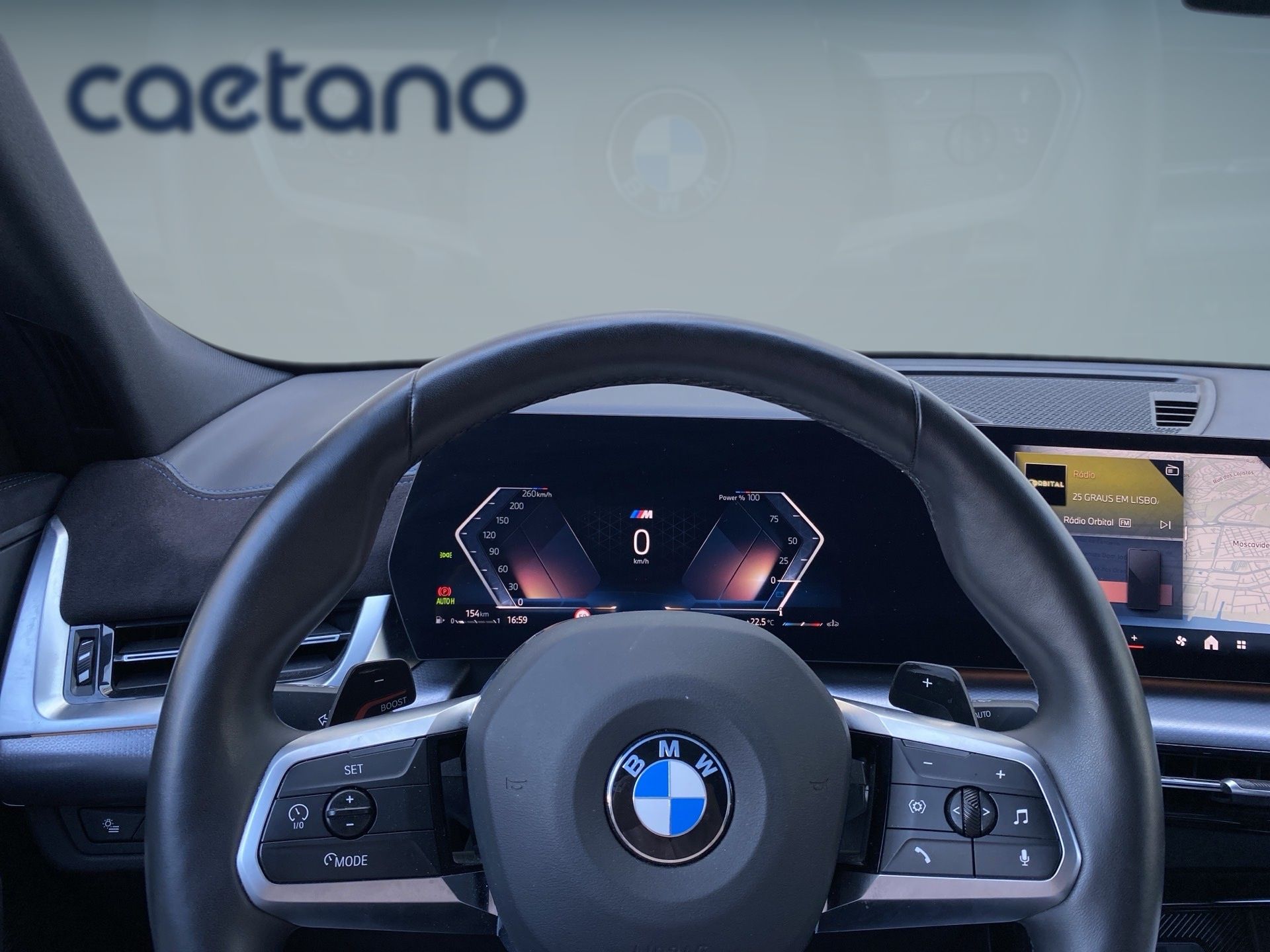 BMW X2 sDrive18d — photo 3