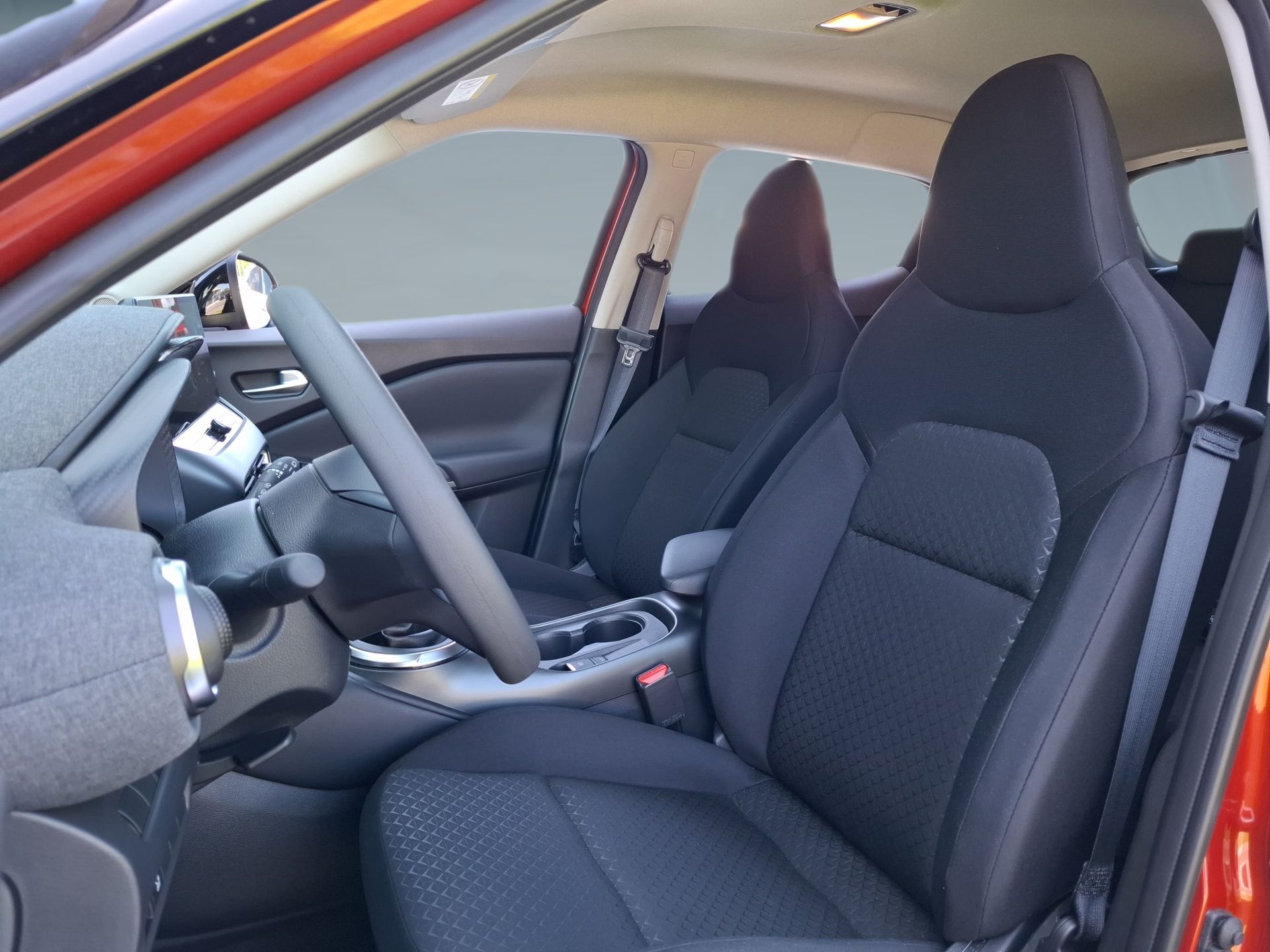 Nissan JUKE 1.0 DIG-T 114cv Acenta+ — photo 3