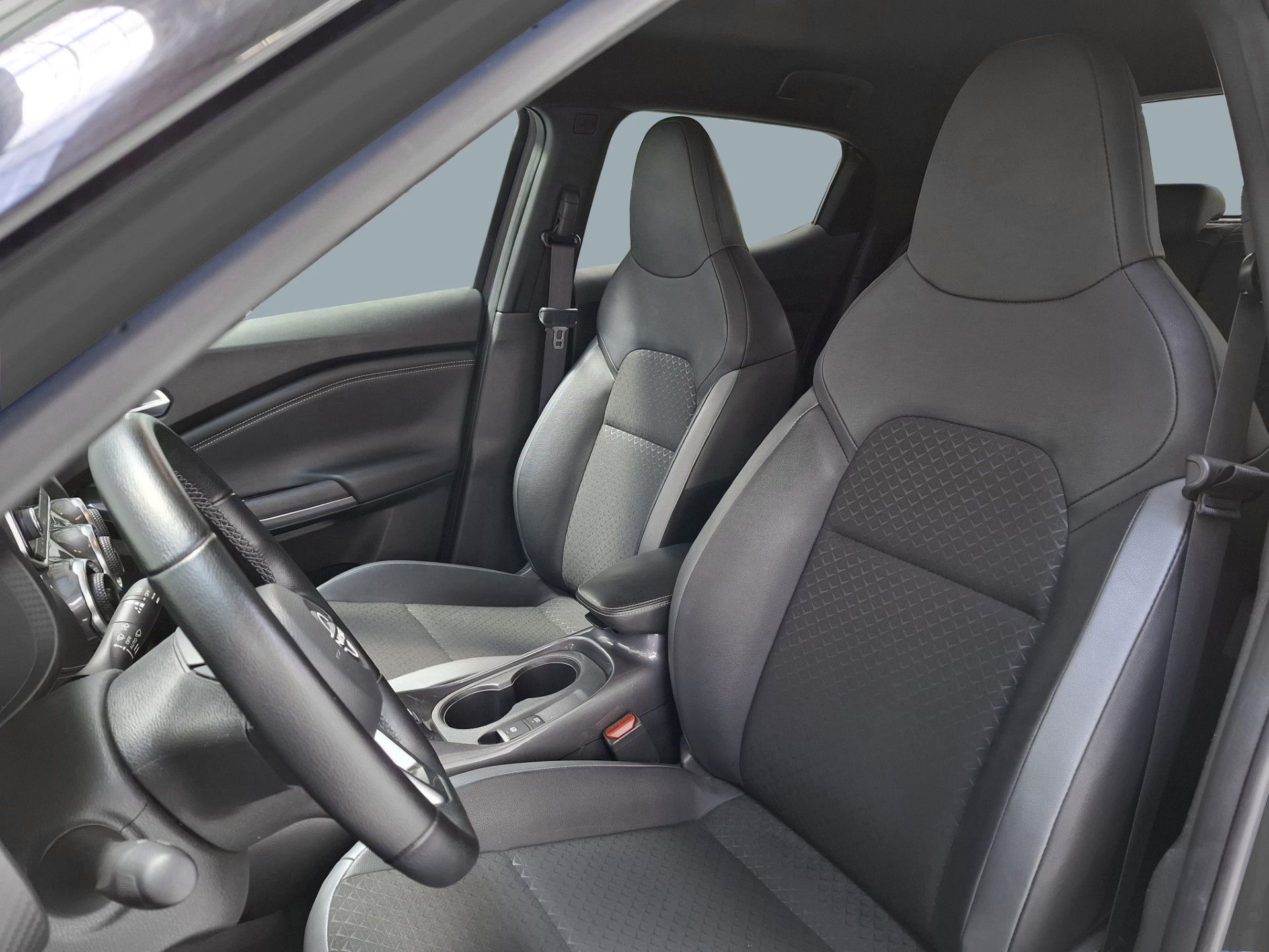 Nissan JUKE 1.0 DIG-T 114cv N-Connecta DCT — photo 3