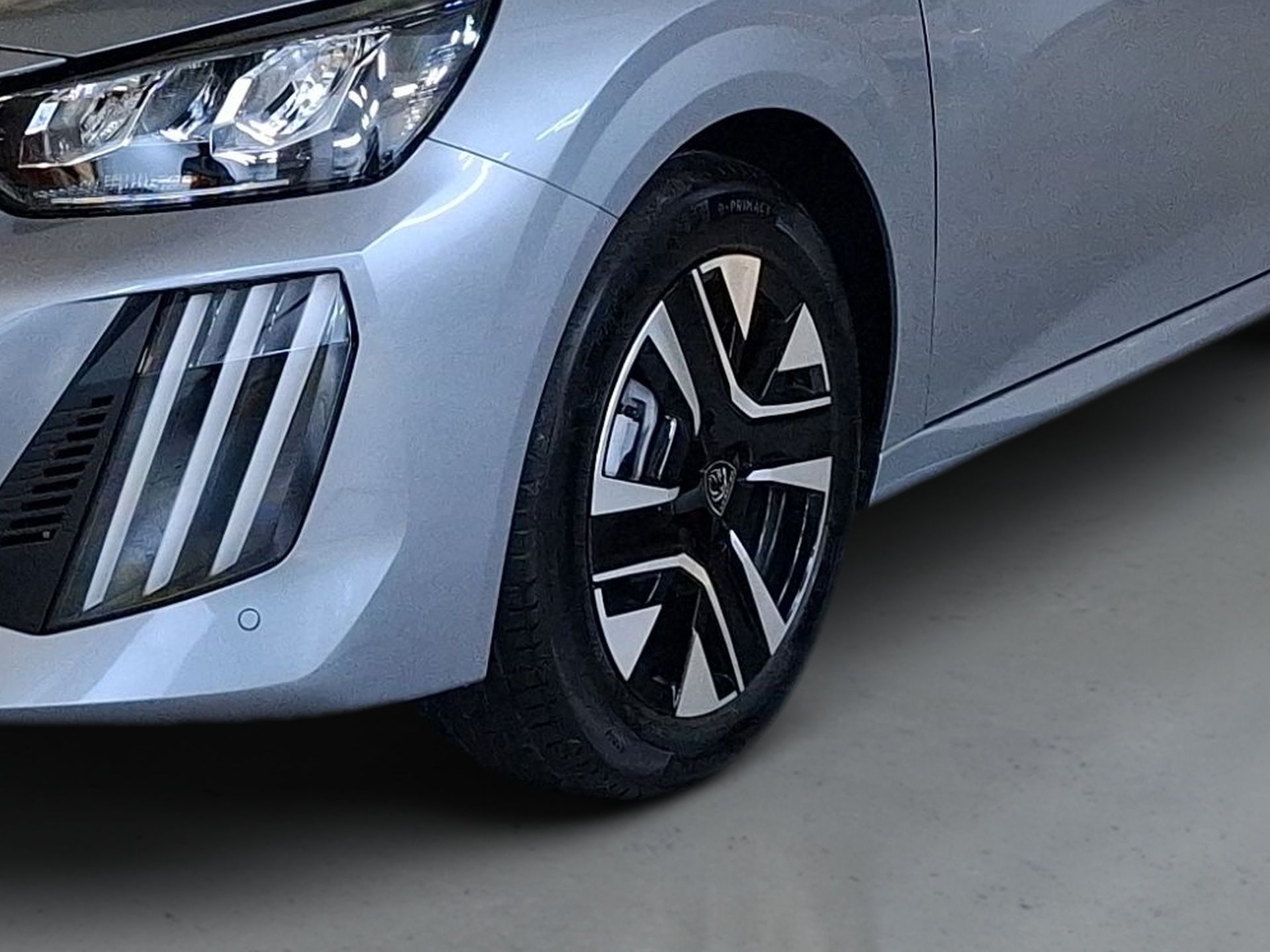 Peugeot 208 1.2 100 cv Edition CVM6 — photo 3