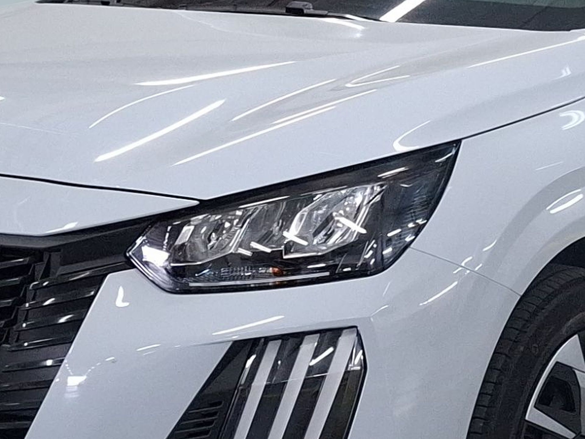 Peugeot 208 Style Elétrico 136 cv (100 kW) - Bateria 50 kW — photo 4