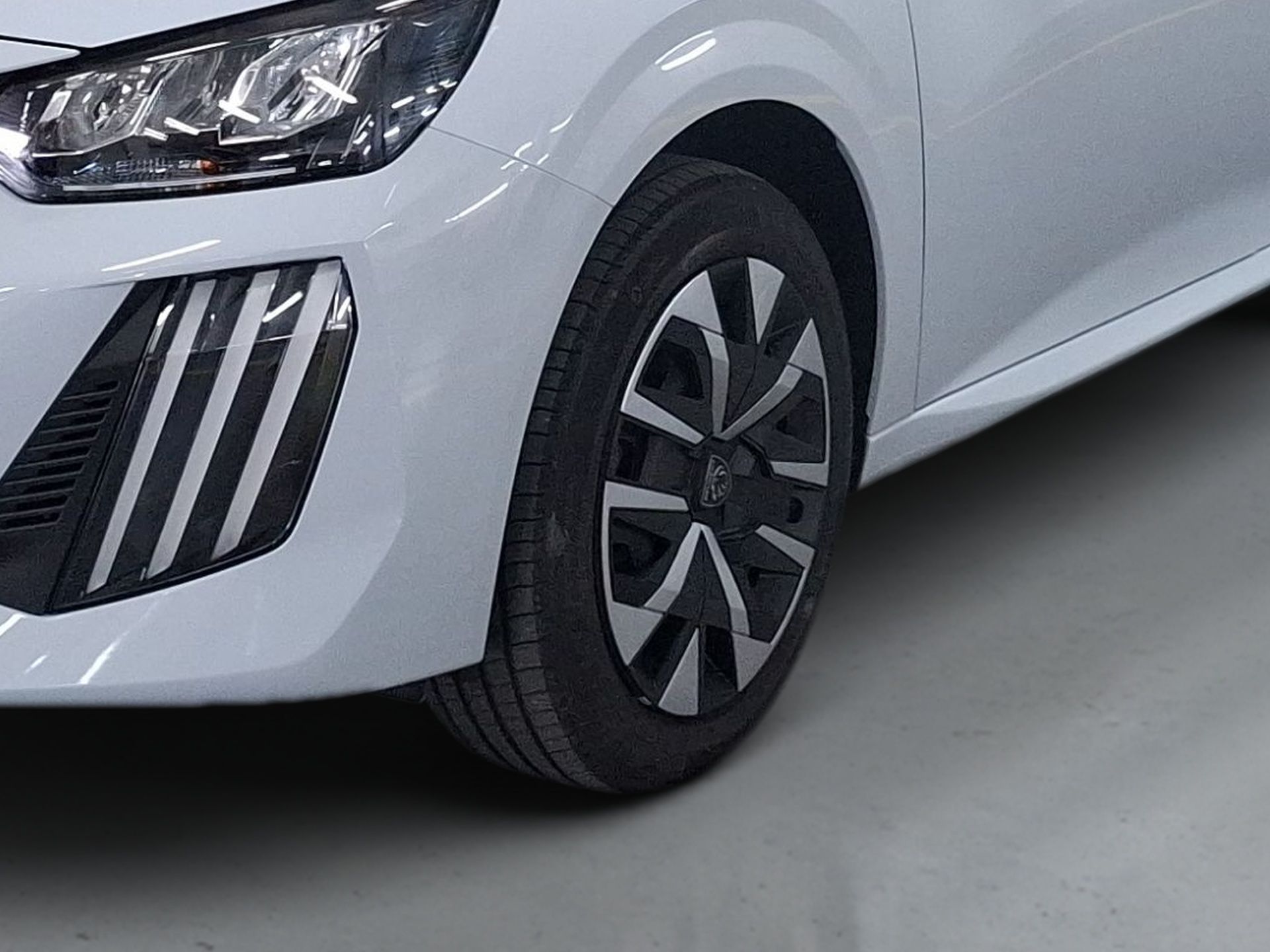 Peugeot 208 Style Elétrico 136 cv (100 kW) - Bateria 50 kW — photo 5