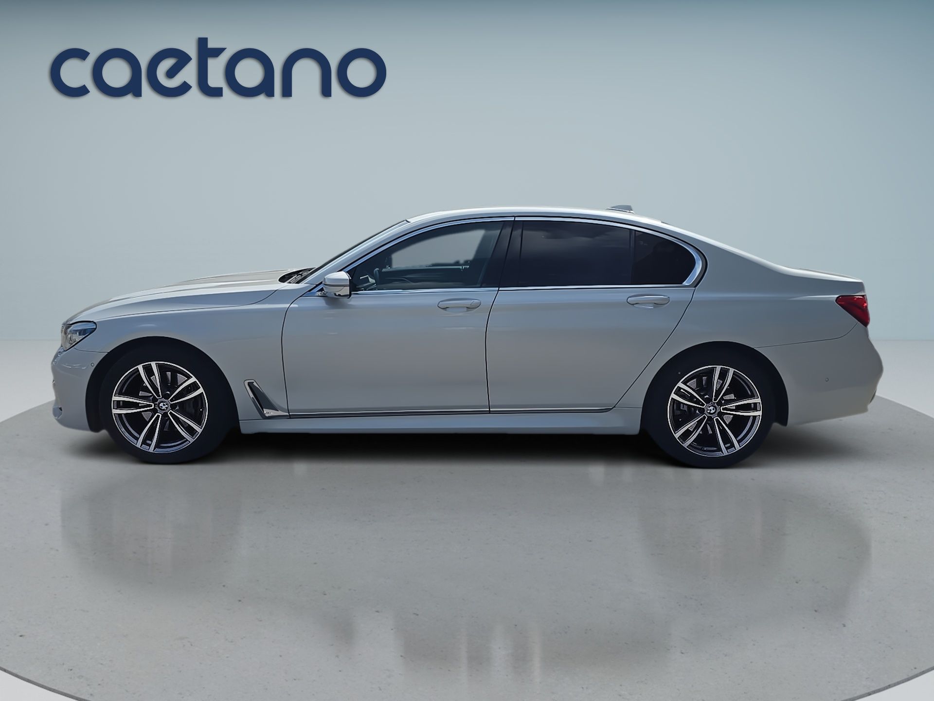 BMW Serie 7 730d — photo 4