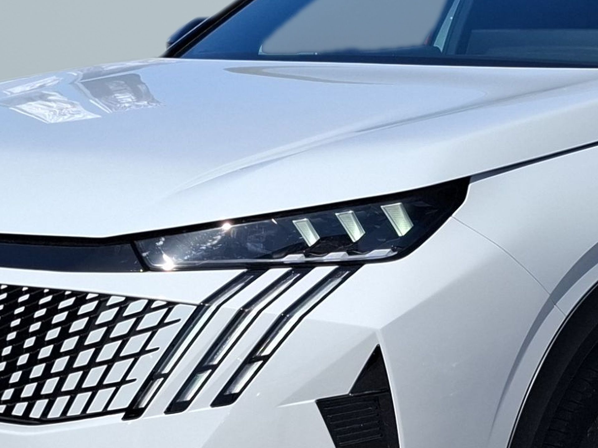 Peugeot 3008 GT Plug-in Hybrid 225cv e-DCS7 — photo 5