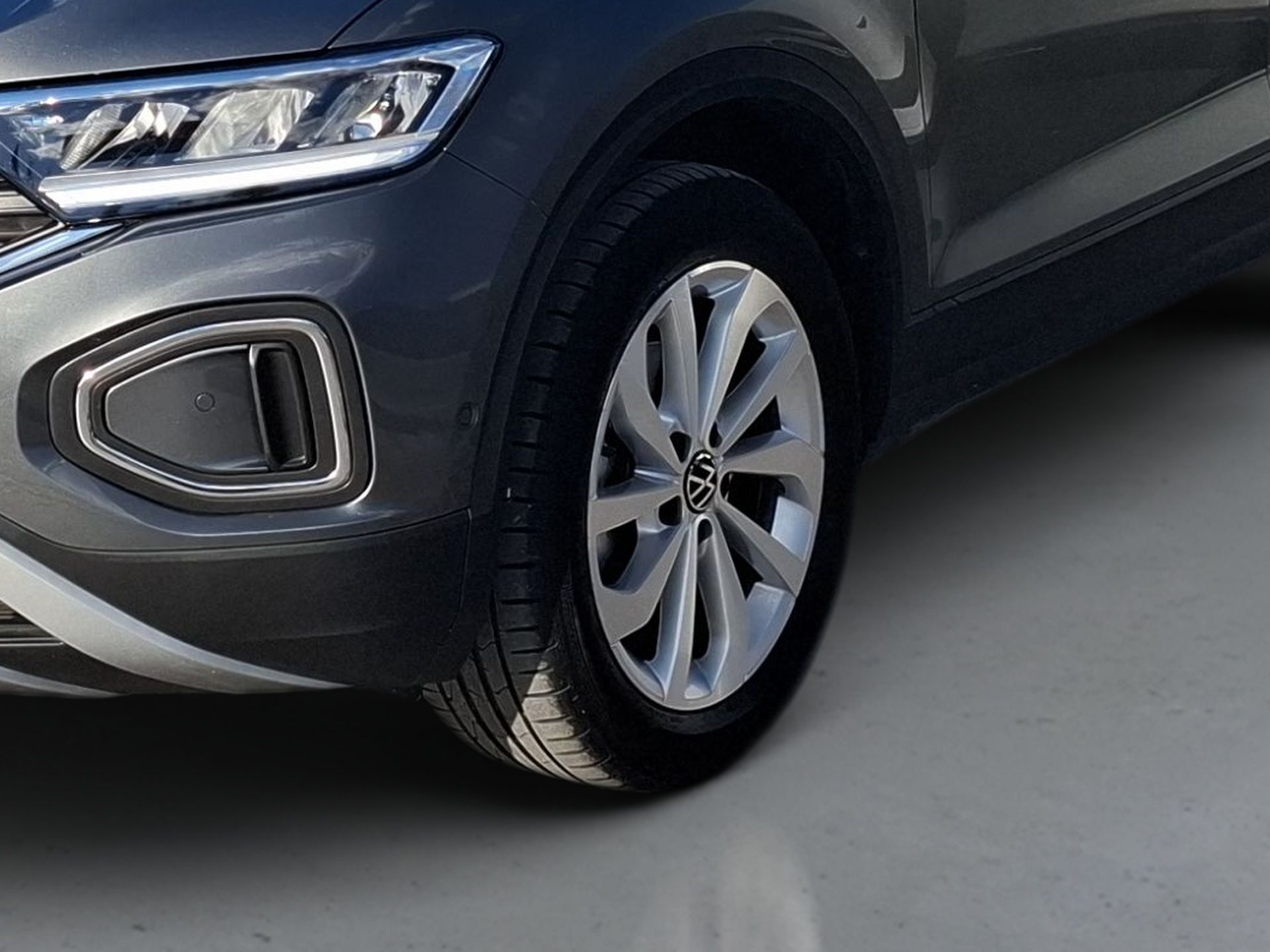 Volkswagen T-Roc 1.0 TSI 115cv URBAN — photo 5