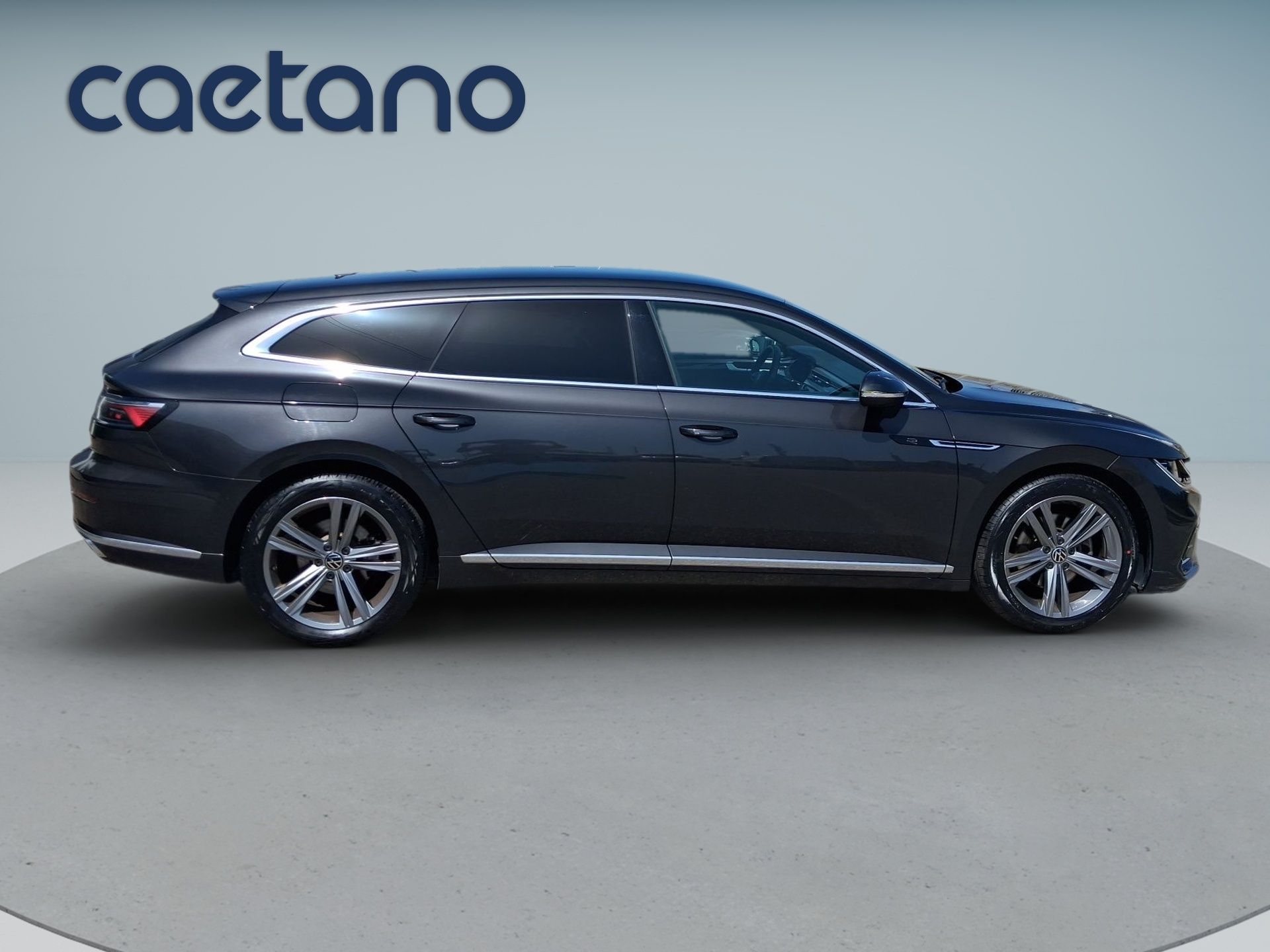 Volkswagen Arteon 2.0 TDI 150cv R-Line DSG — photo 2