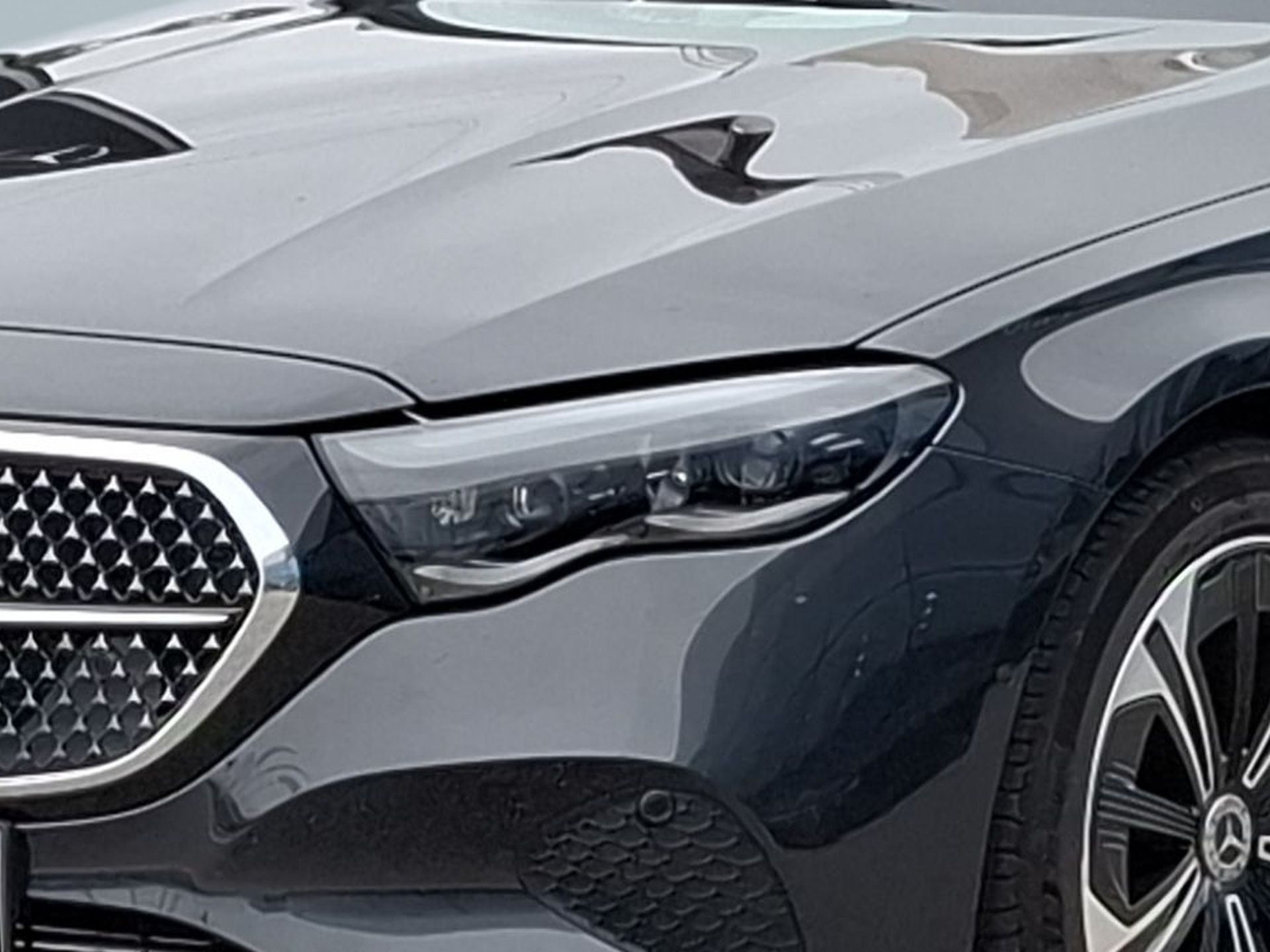 Mercedes-Benz Classe E 300 de Station com tecnologia híbrida EQ — photo 5