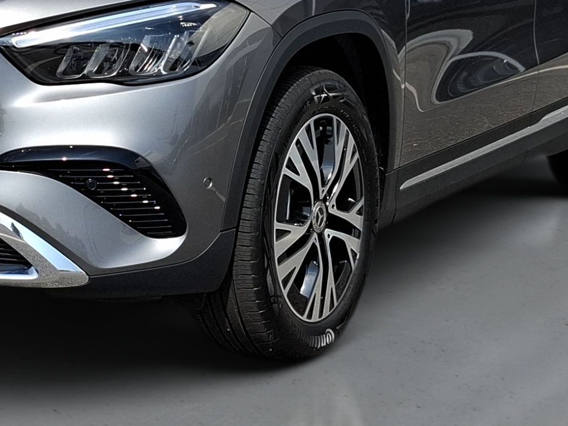 Mercedes-Benz GLA 250 e híbrido plug-in — photo 2