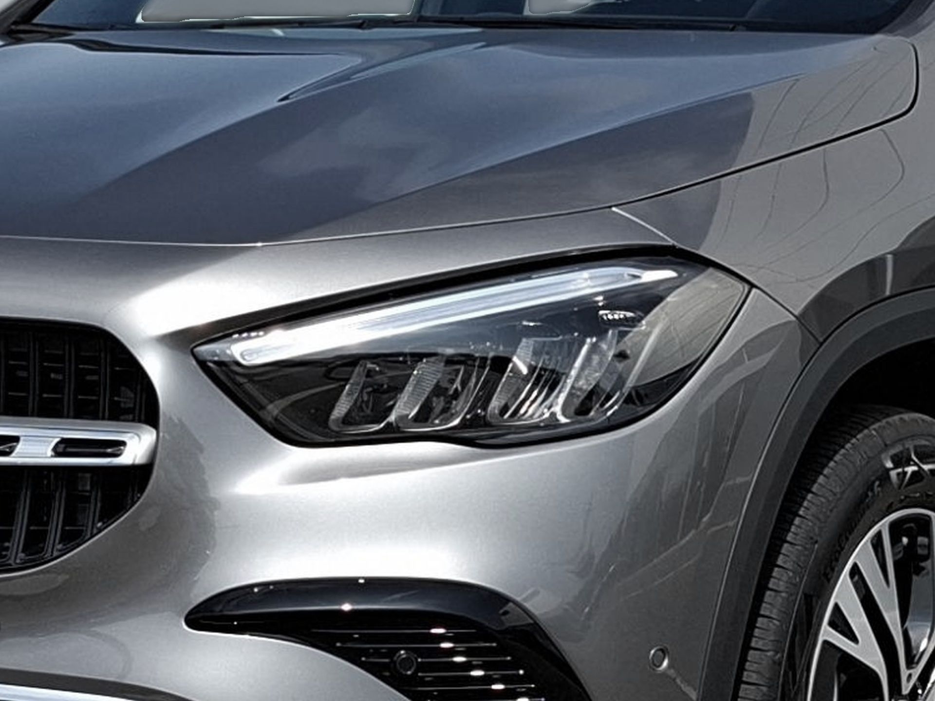Mercedes-Benz GLA 250 e híbrido plug-in — photo 4