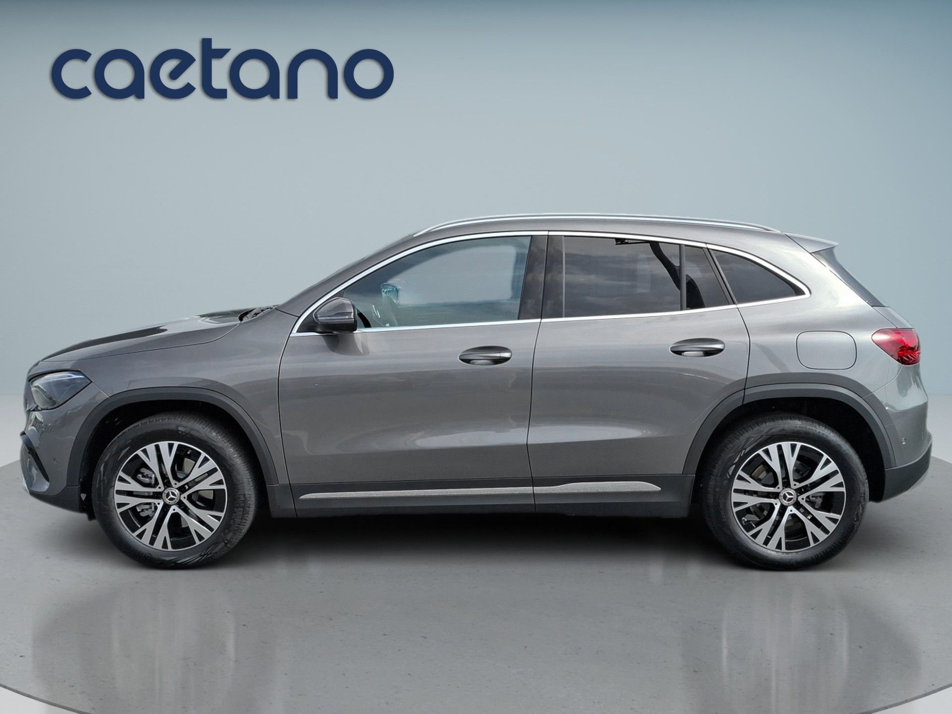 Mercedes-Benz GLA 250 e híbrido plug-in — photo 5