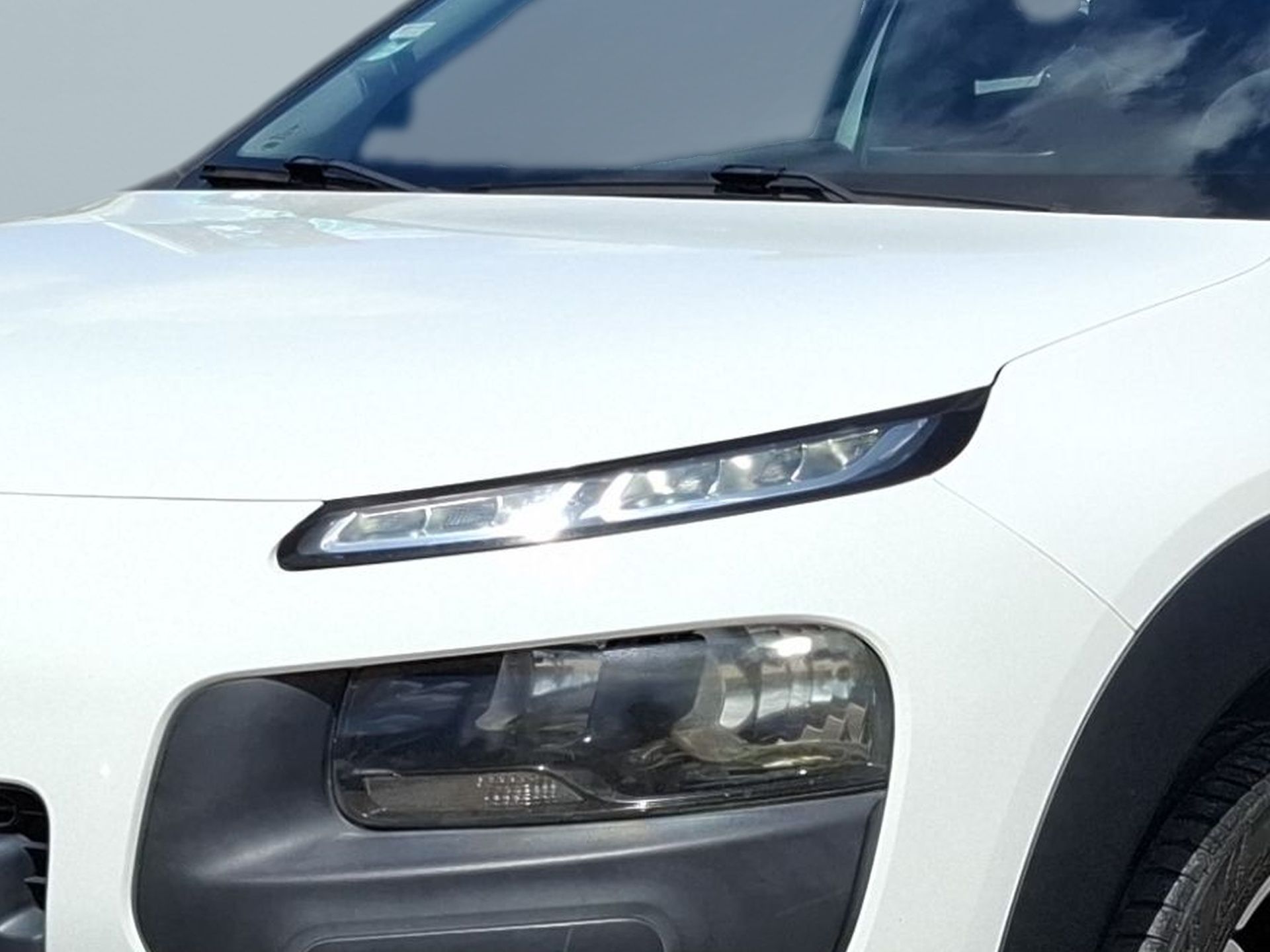 Citroën C4 Cactus 1.2 PureTech 82 Live — photo 2