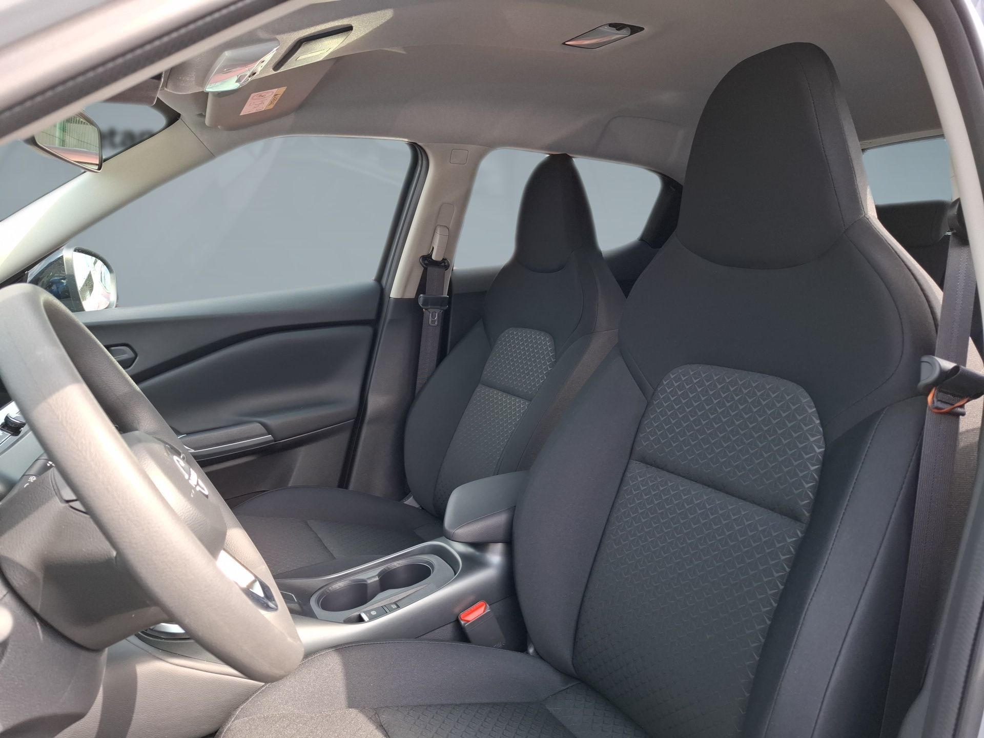 Nissan JUKE 1.0 DIG-T 114cv Acenta+ — photo 2