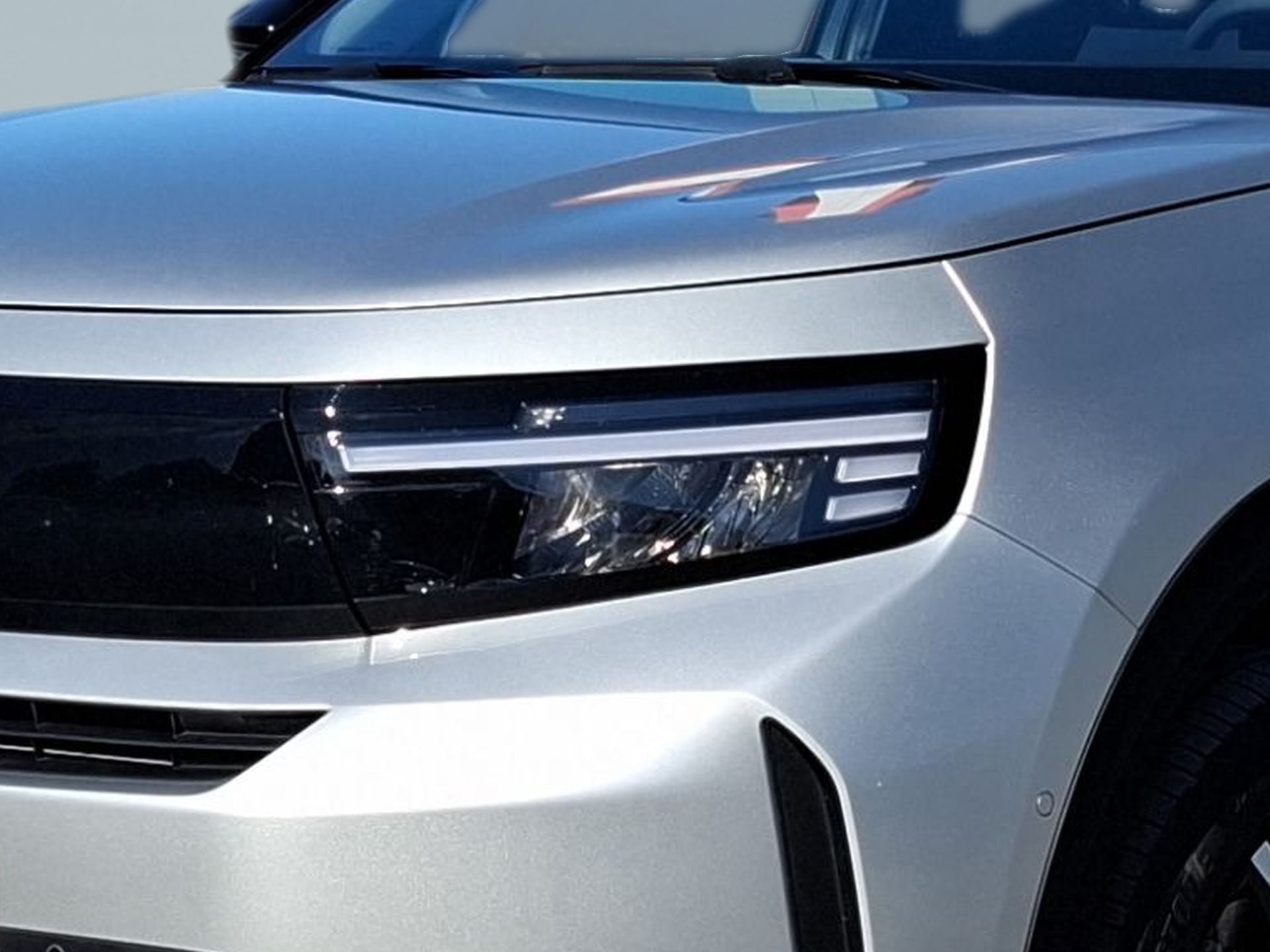 Opel Frontera Electric GS 83kW CA Bat. 44kWh — photo 3