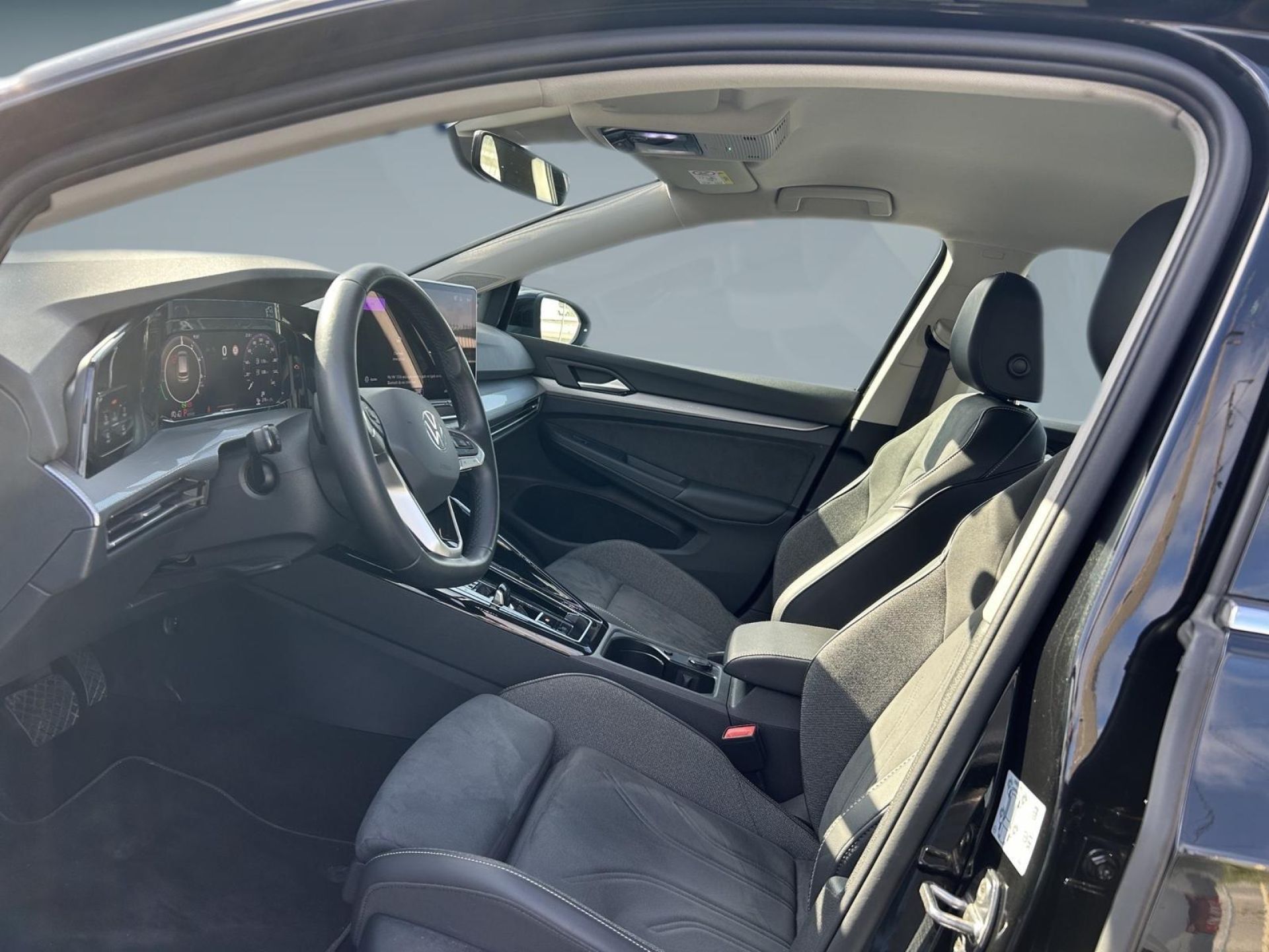 Volkswagen Golf 1.5 TSI 204cv DSG STYLE eHybrid — photo 5