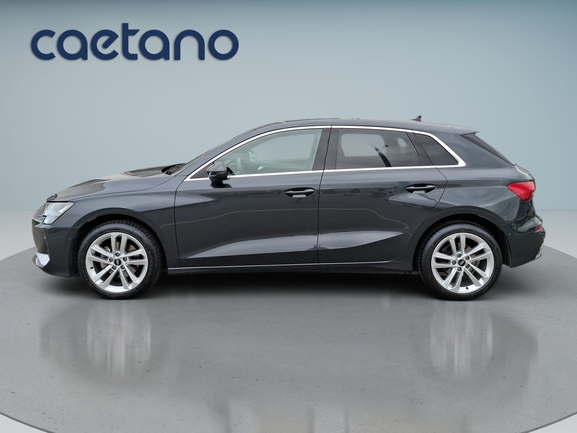Audi A3 Sportback 30 TFSI S tronic Advanced — photo 2