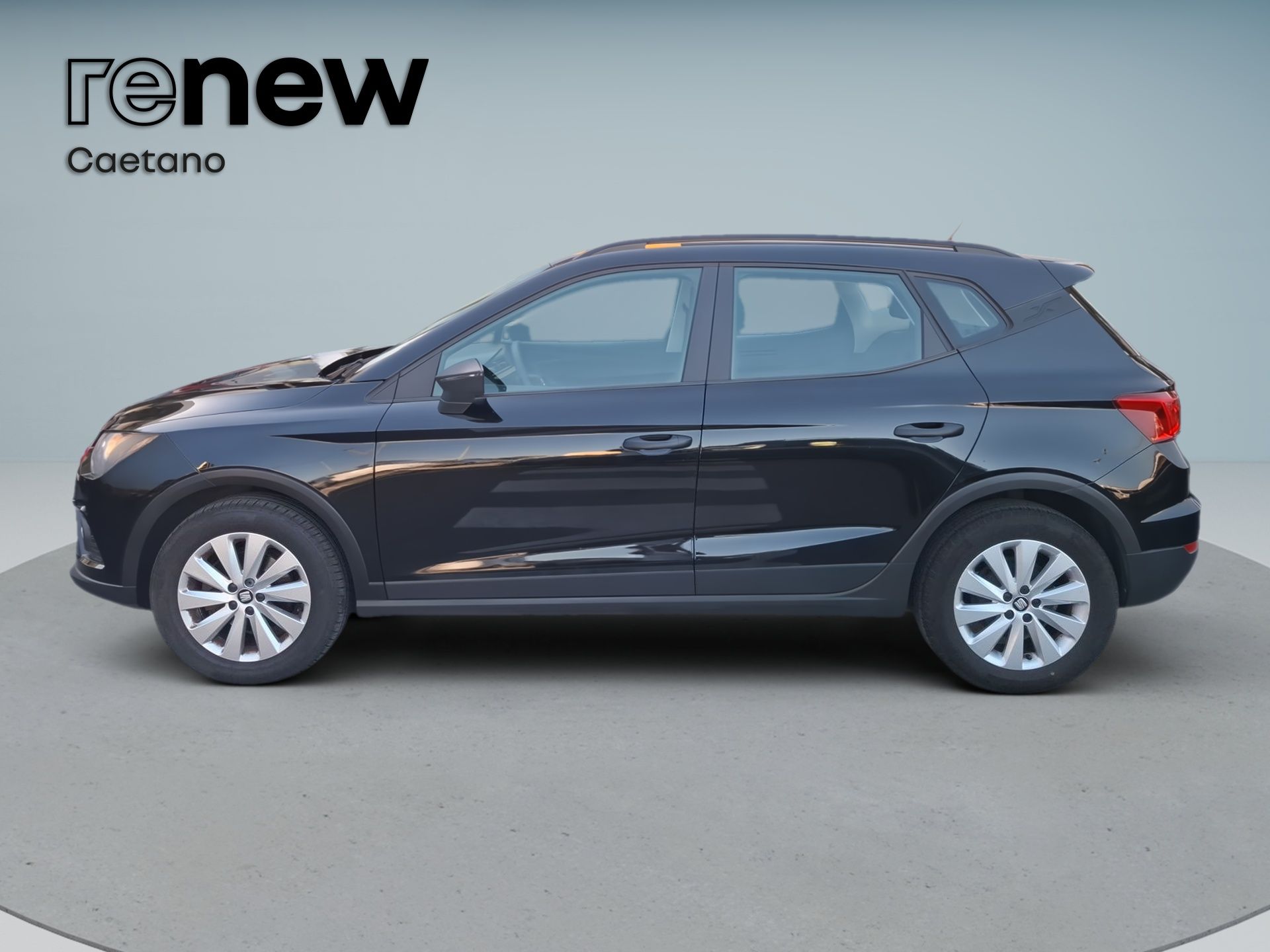 SEAT Arona 1.0 TGI STYLE 6v — photo 4