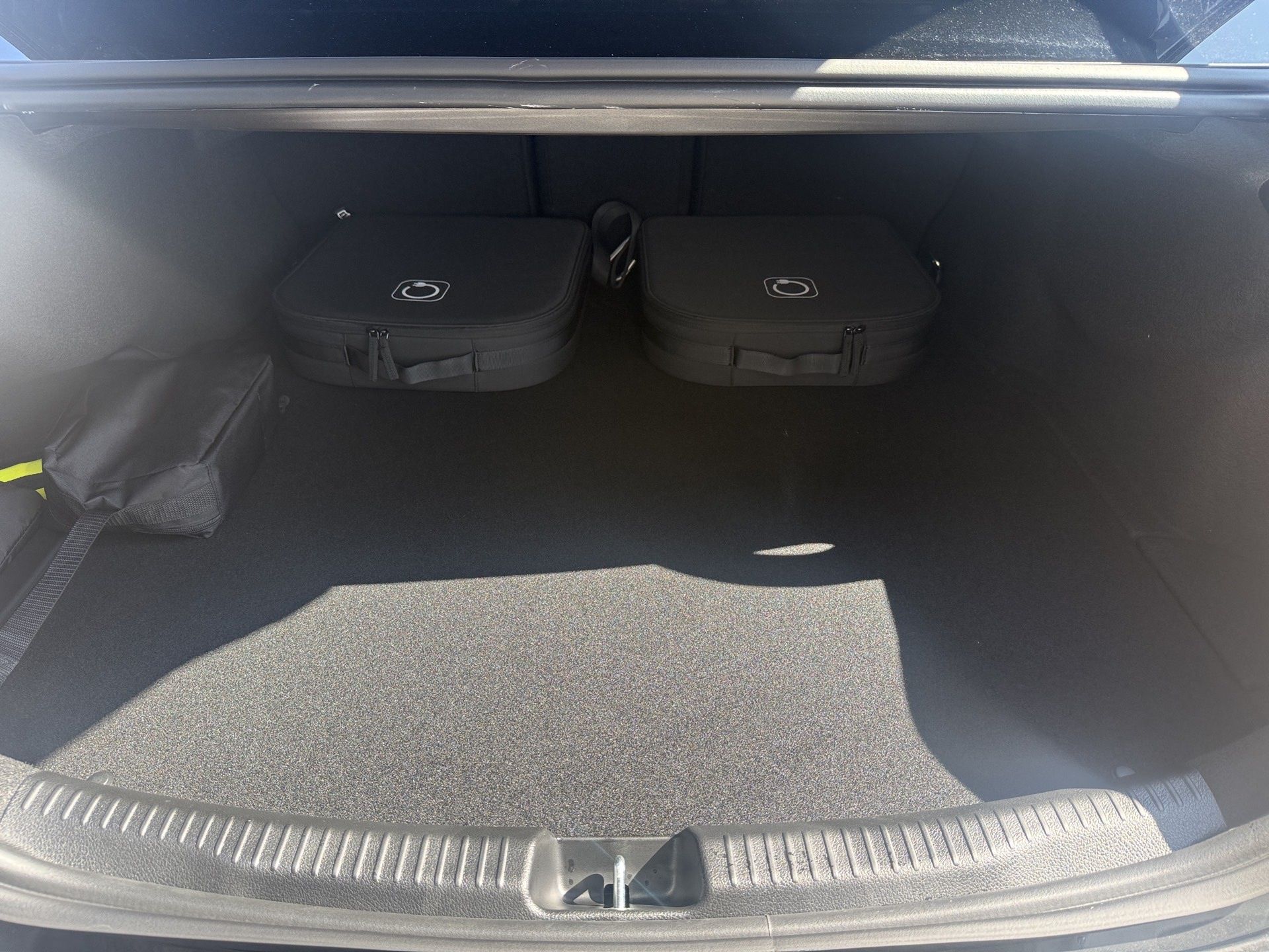 Mercedes-Benz Classe C 300 e Limousine — photo 5