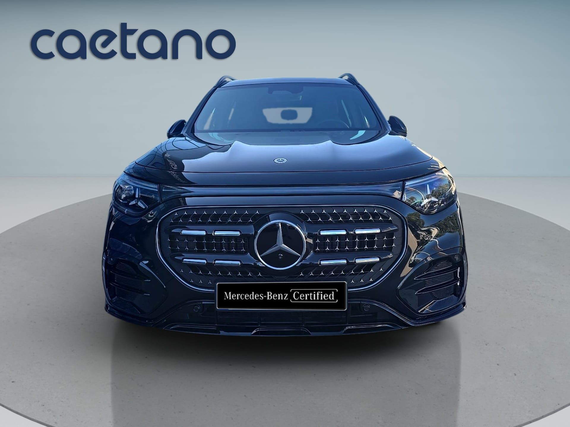 Mercedes-Benz GLB 200 — photo 2