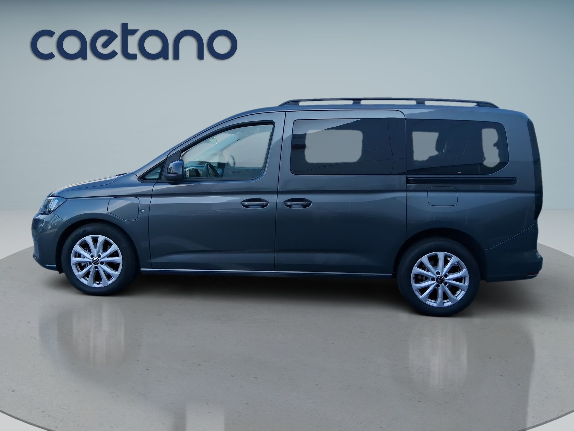Volkswagen Caddy Maxi Life 1.5PHEV 150 DSG — photo 4