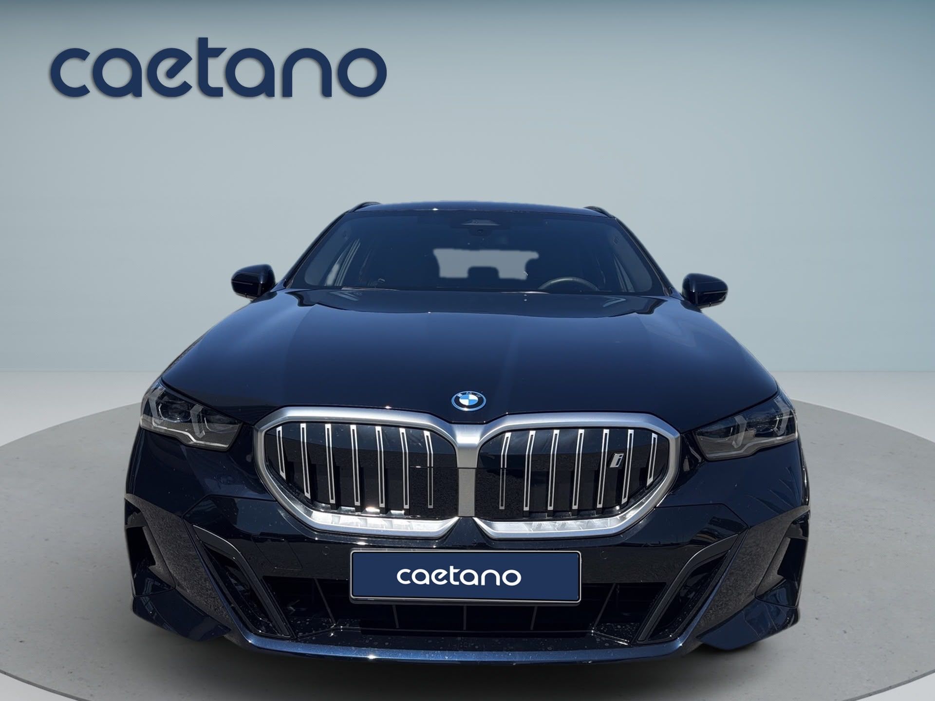 BMW i5 eDrive40 — photo 2