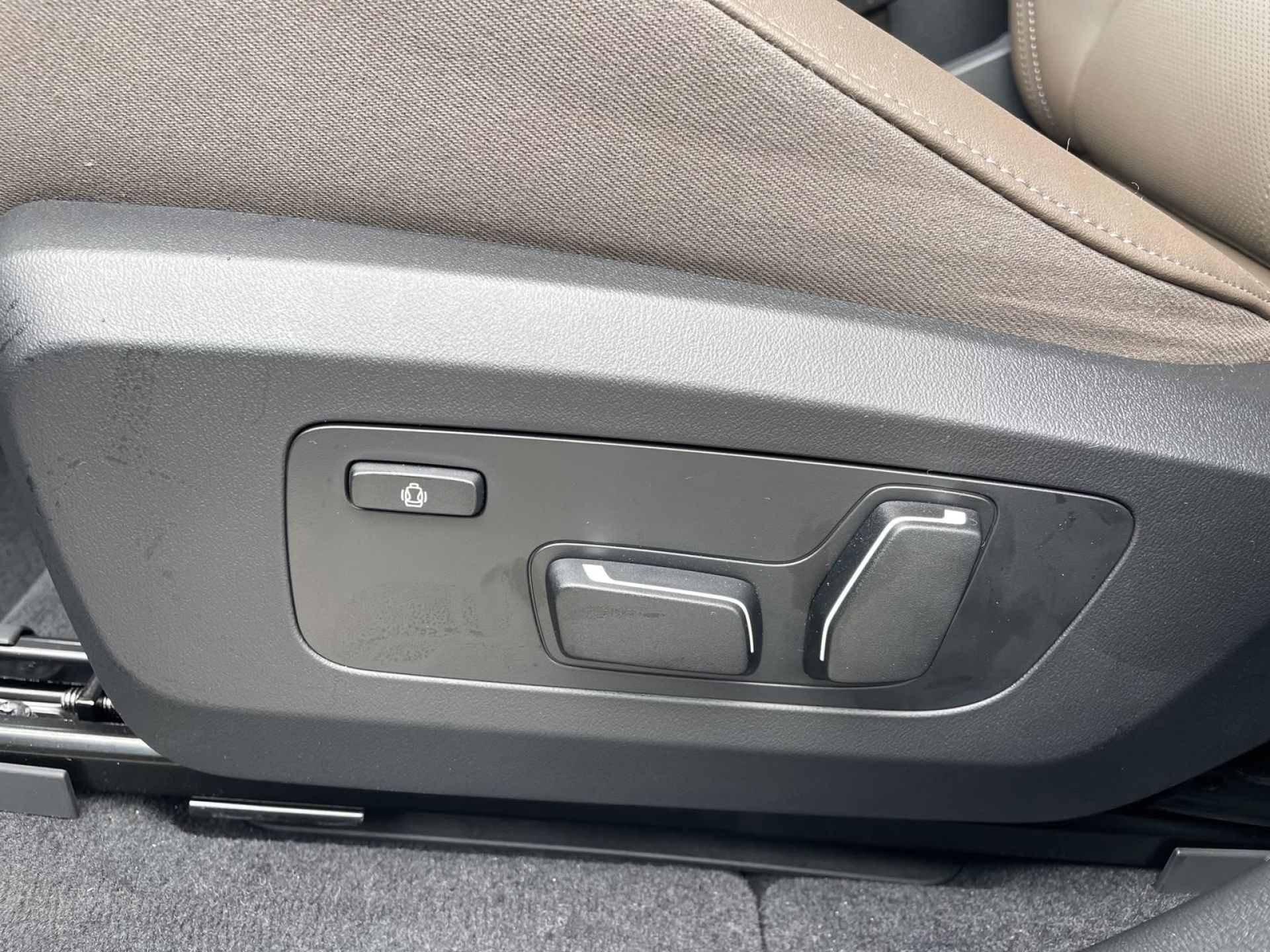 BMW X3 30e xDrive — photo 3