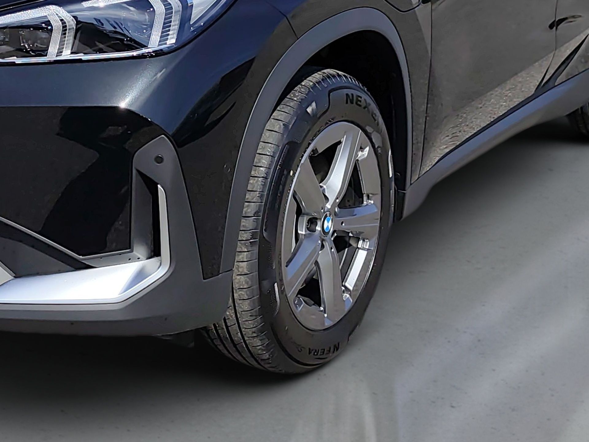 BMW X1 xDrive25e — photo 3