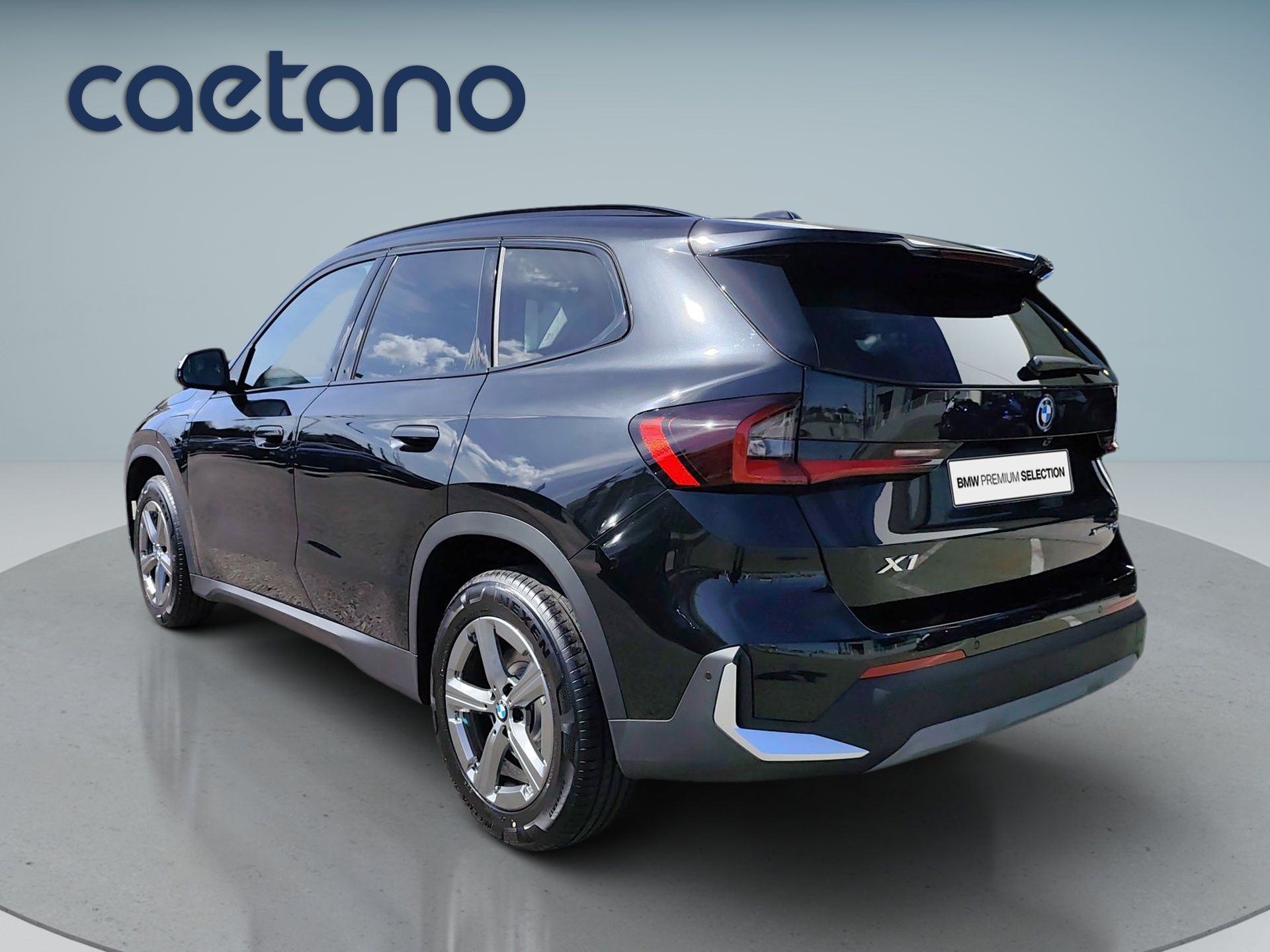 BMW X1 xDrive25e — photo 5
